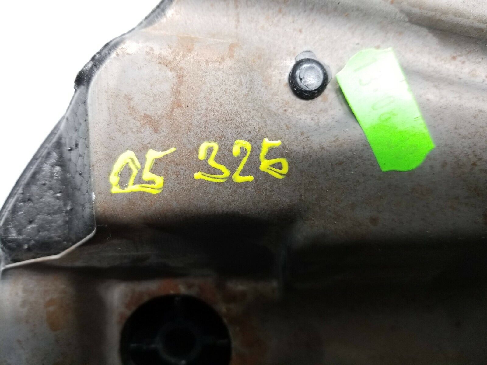 BMW E46 Steering Column Shroud Trim Panel OEM Replacement Part 01 02 03 04 05 - Perfect for DIY Car Repair & Interior Upgrade (Fits Models with 125k Miles)