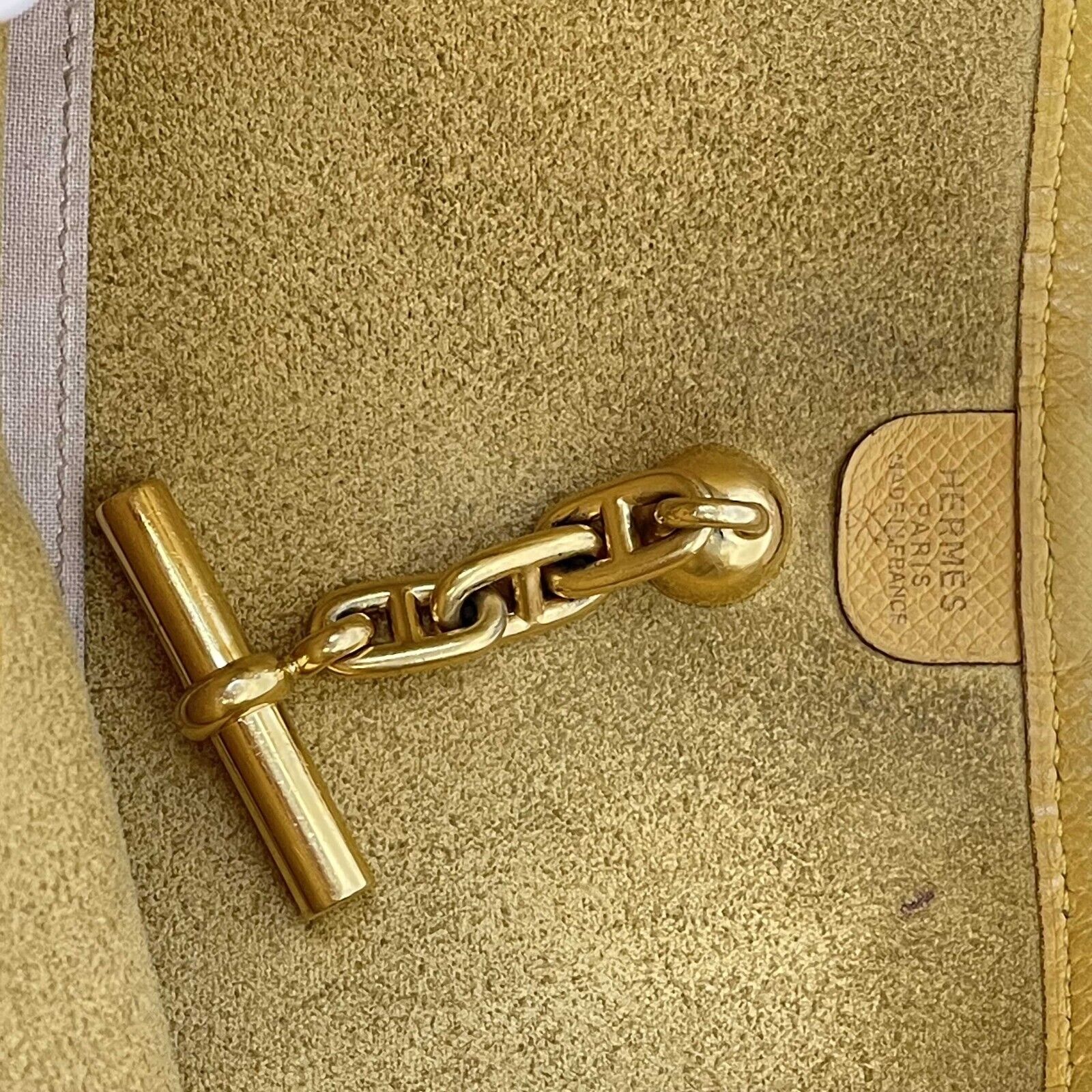 Hermes Vespa PM Shoulder Bag in Yellow Leather - Luxury Crossbody Purse for Women, Perfect for Everyday Use, Travel & Special Occasions