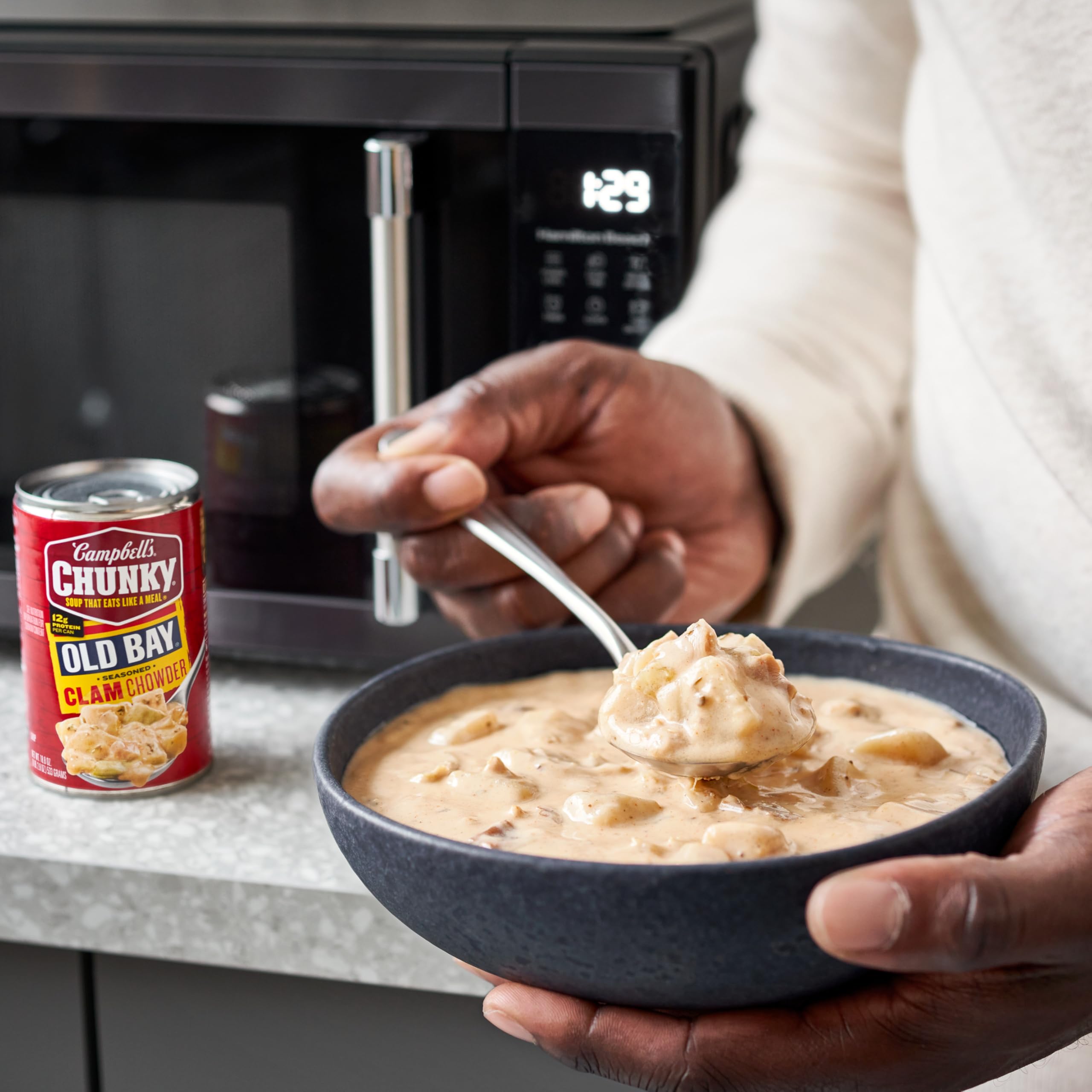 Campbell's Chunky Soup - Old Bay Seasoned Clam Chowder, 18.8 oz Can (Pack of 6) | Hearty Seafood Soup for Lunch, Dinner & Quick Meals | Shelf-Stable Pantry Essential for Camping & Emergency Preparedness