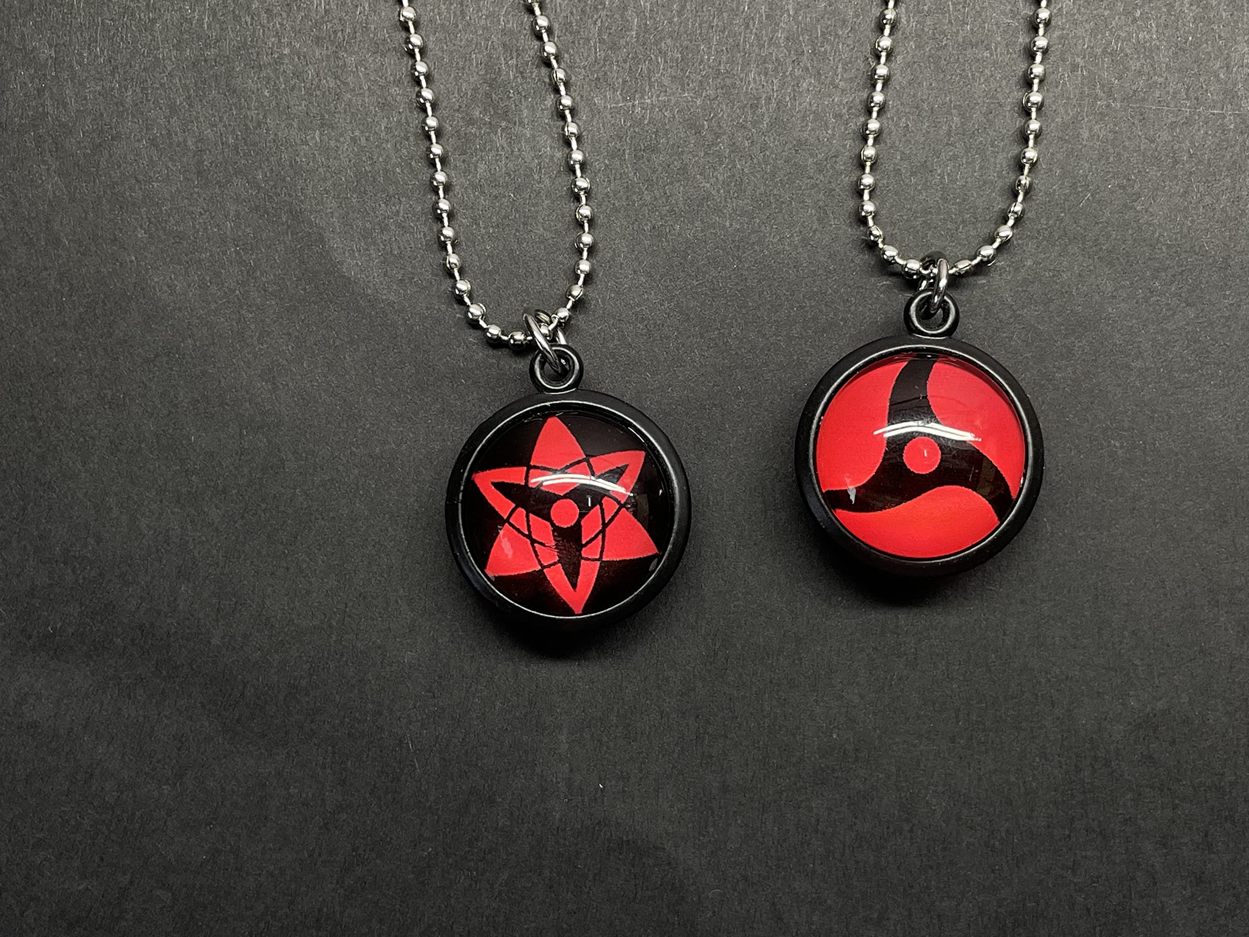 Stainless Steel Anime Pendant Necklace Set with Free Keychain - 2 Pack Red Elegant Jewelry for Cosplay, Gift Giving & Anime Enthusiasts
