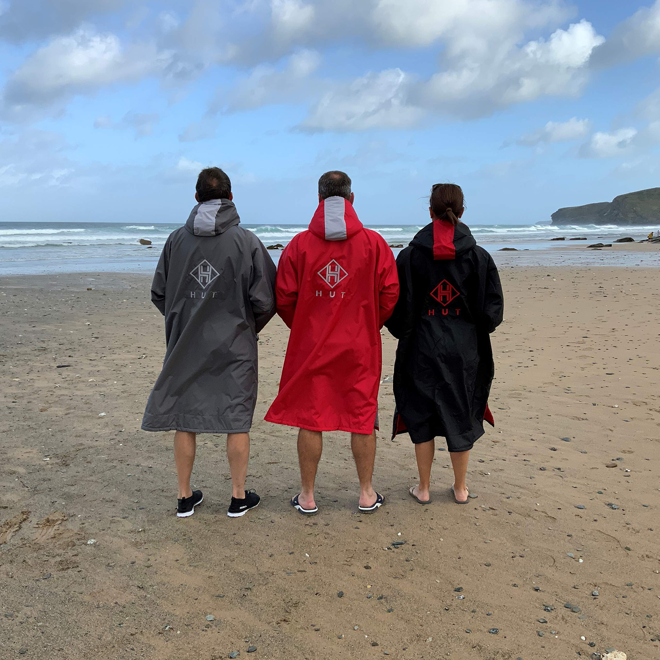 HUT Premium Red Waterproof Changing Robe for Women, Men & Kids - Windproof Surfing Robe for Open Water Swimmers, Beach & Outdoor Activities - Ideal for Surfing, Swimming & Post-Water Sports Warmth