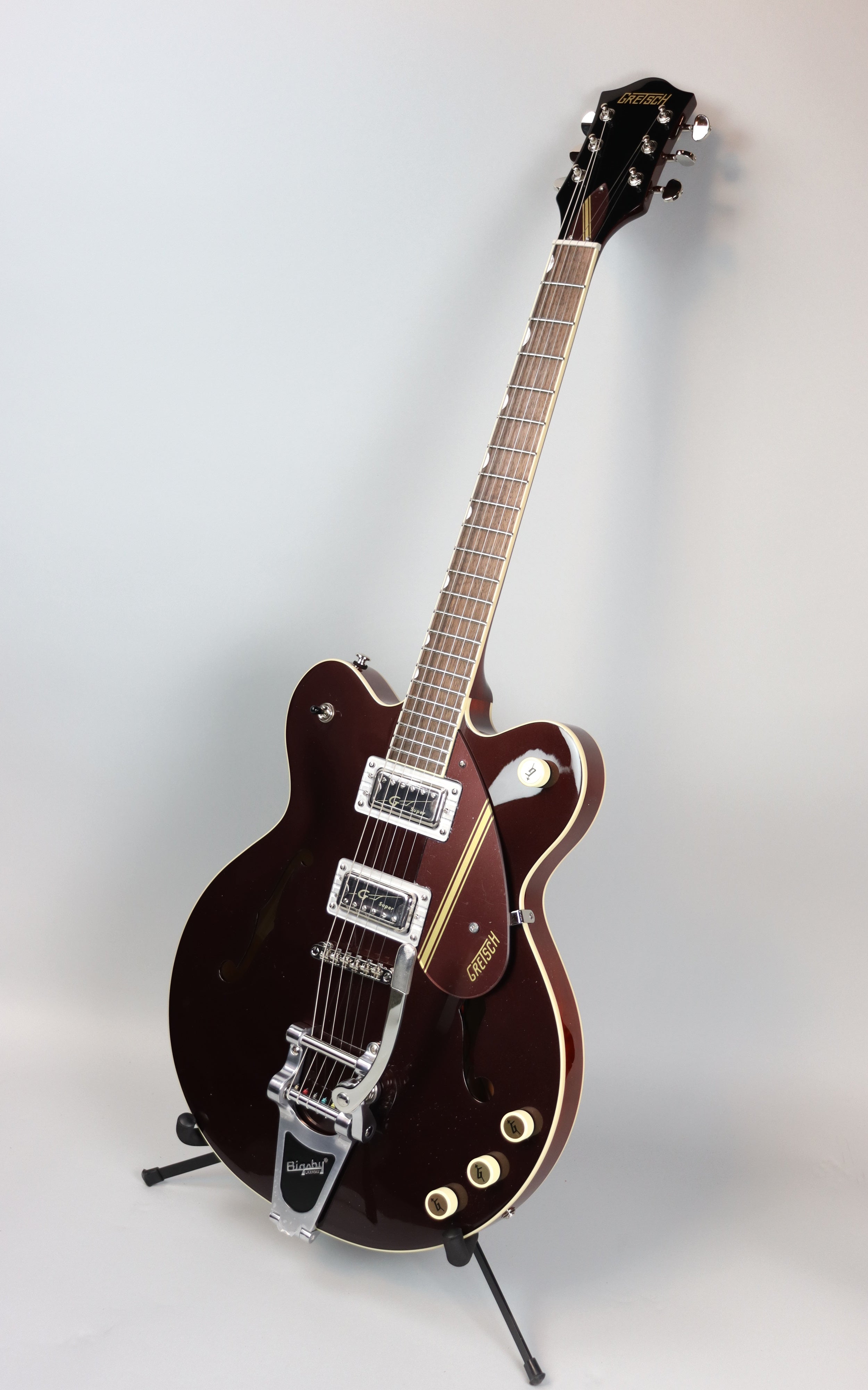 Gretsch G2604T Limited Edition Streamliner Rally II Electric Guitar - Oxblood/Walnut Finish | Perfect for Rock, Blues & Stage Performances