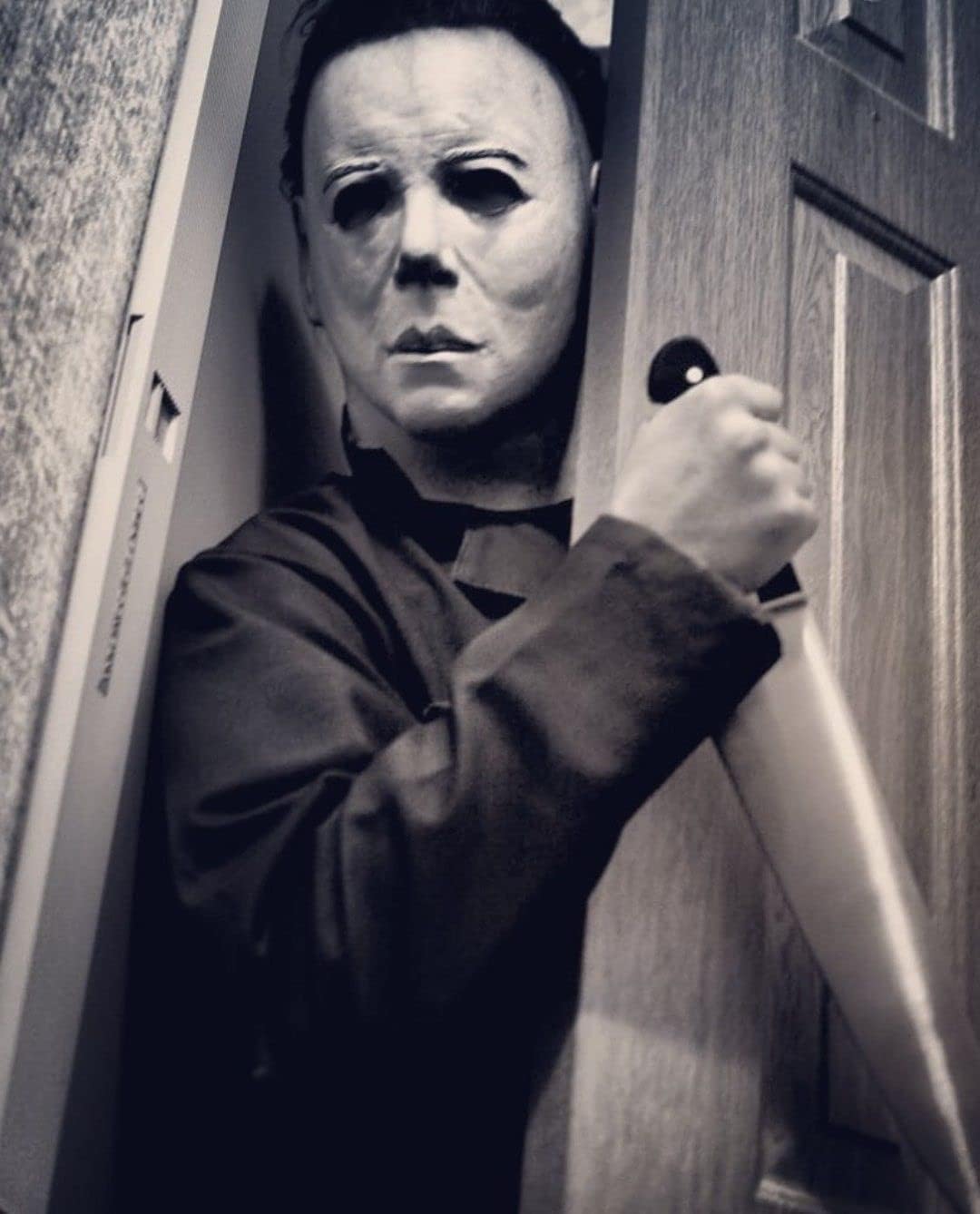 Beita Michael Myers Halloween Mask - Scary Horror Face Cover for Cosplay & Halloween Costume - Perfect for Horror Parties, Trick or Treat, and Themed Events