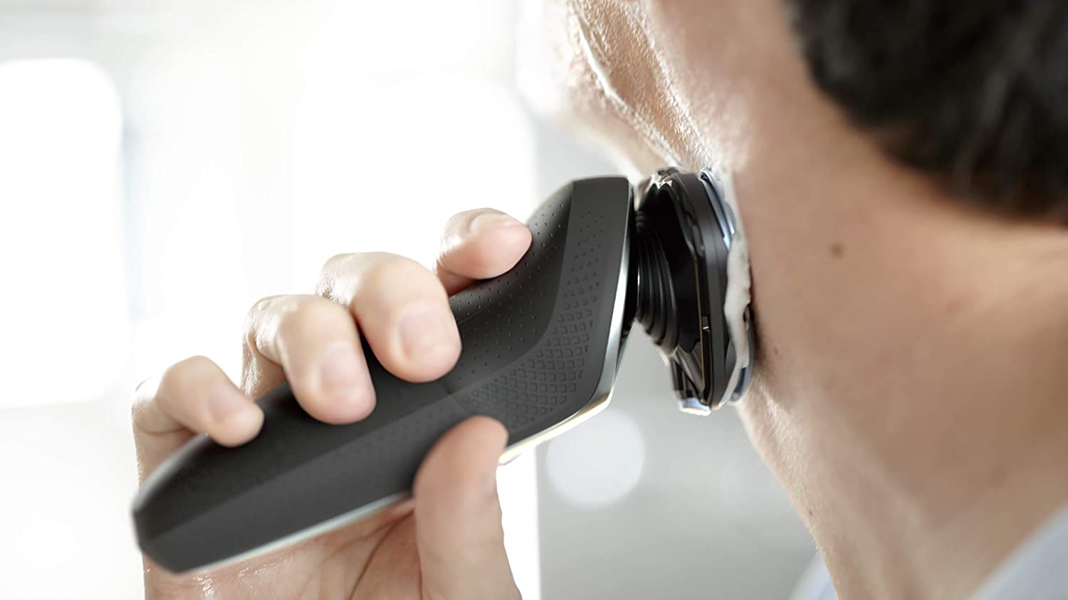 PHILIPS 6000 Series S6610/11 Electric Shaver for Men - Wet & Dry Cordless Razor with Precision Blades - Perfect for Travel, Home & Office Grooming