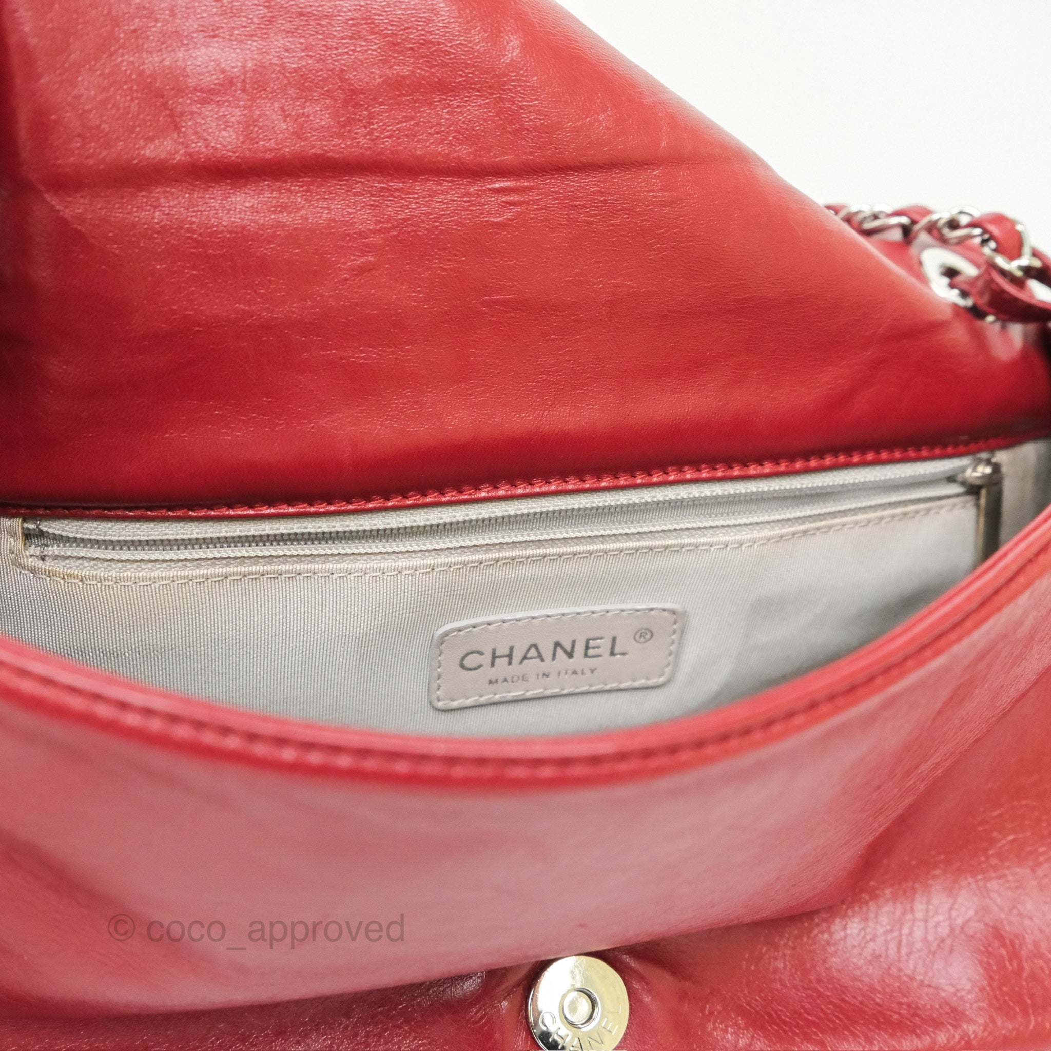 Chanel CC Flap Shoulder Bag in Dark Red Crumpled Leather with Silver Hardware - Luxury Crossbody Bag for Women, Perfect for Date Night & Evening Events