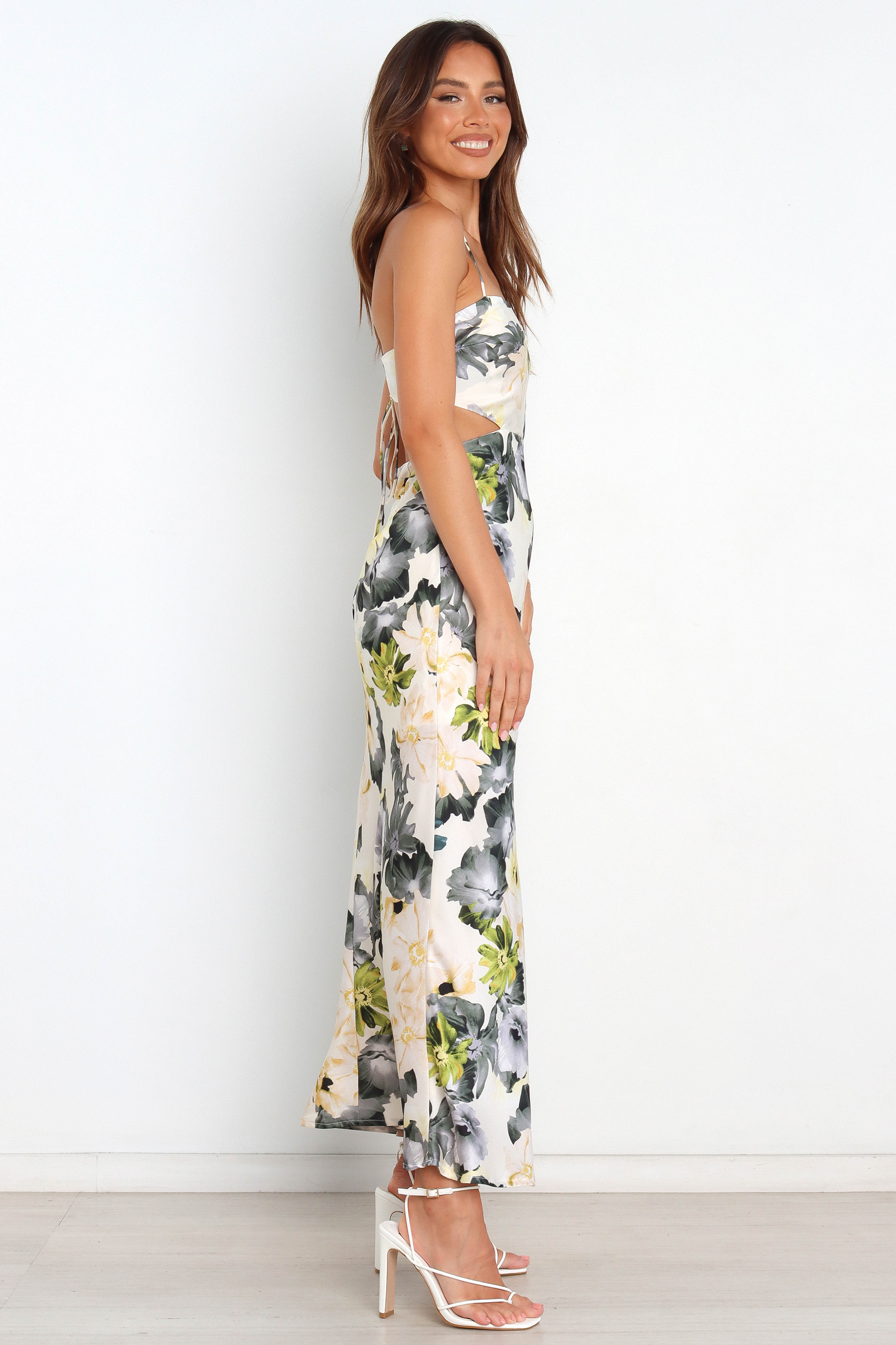 Jayne Floral Dress for Women - Elegant Summer Flowy Maxi Dress with V-Neck & Ruffle Sleeves - Perfect for Beach, Wedding & Vacation