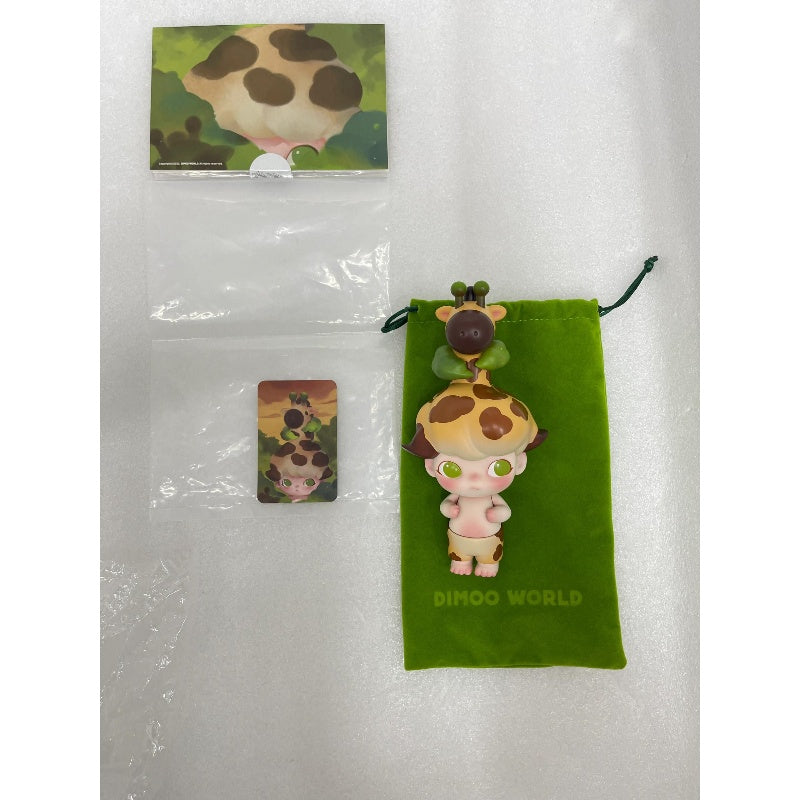 DIMOO Giraffe Plus Limited Edition Collectible Figure - Cute Animal Statue for Home Decor, Office Display & Gift Giving