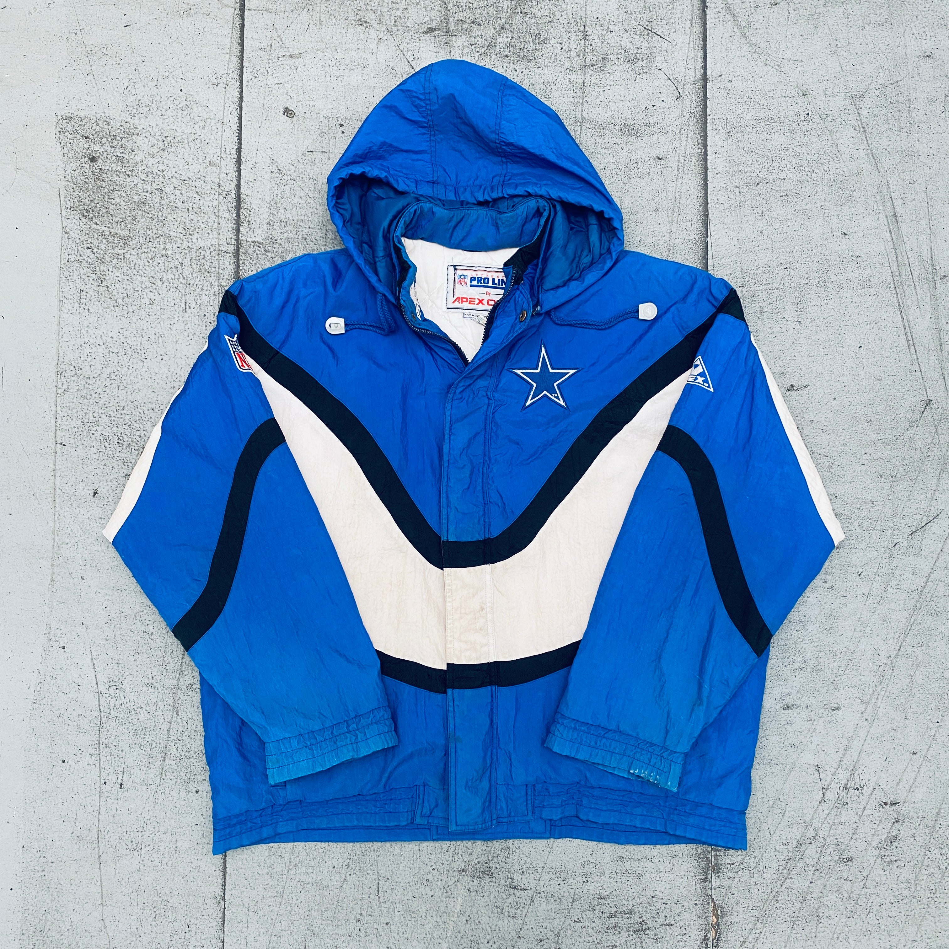 Dallas Cowboys: 1990's Apex One Ice Cream Man Wave Fullzip Proline Jacket (L)
