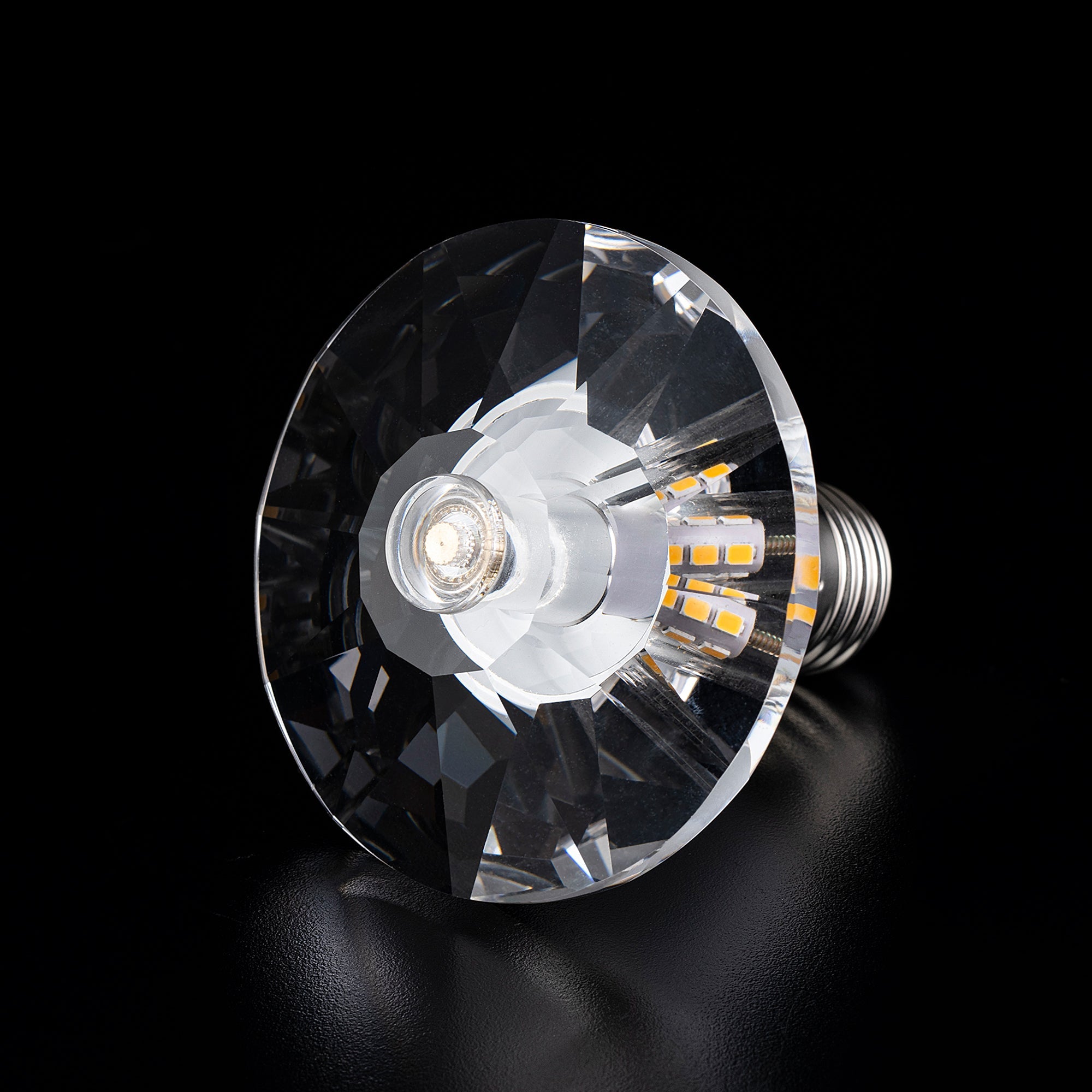 SAUCER DIAMOND Crystal LED Light Bulb - Large Size, Energy Efficient, Dimmable, Warm White 3000K - Perfect for Chandeliers, Pendant Lights & Home Decor
