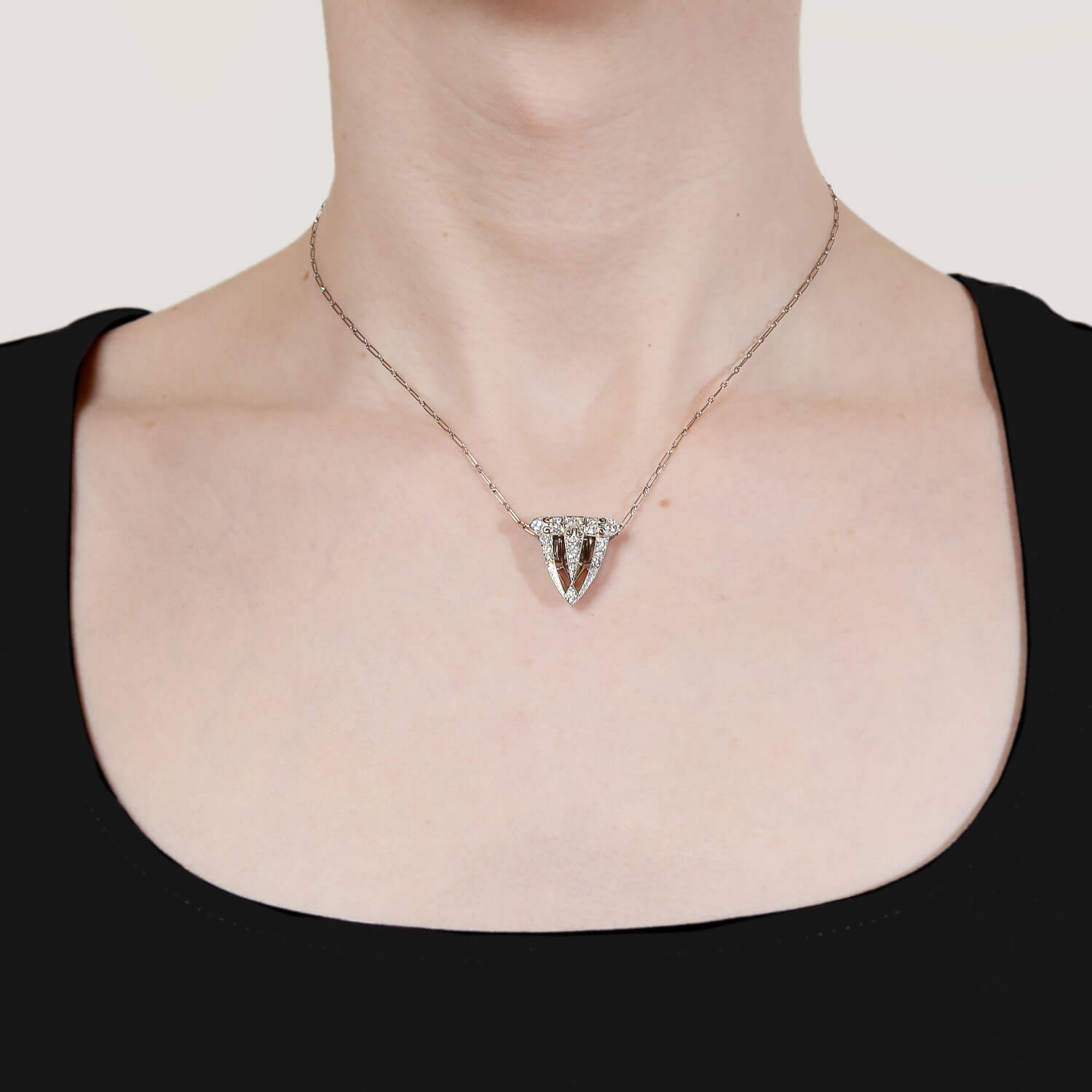 Tiffany & Co. Art Deco Platinum Diamond Fur Clip Necklace - 1 Carat Total Weight - Vintage Jewelry for Special Occasions & Evening Wear