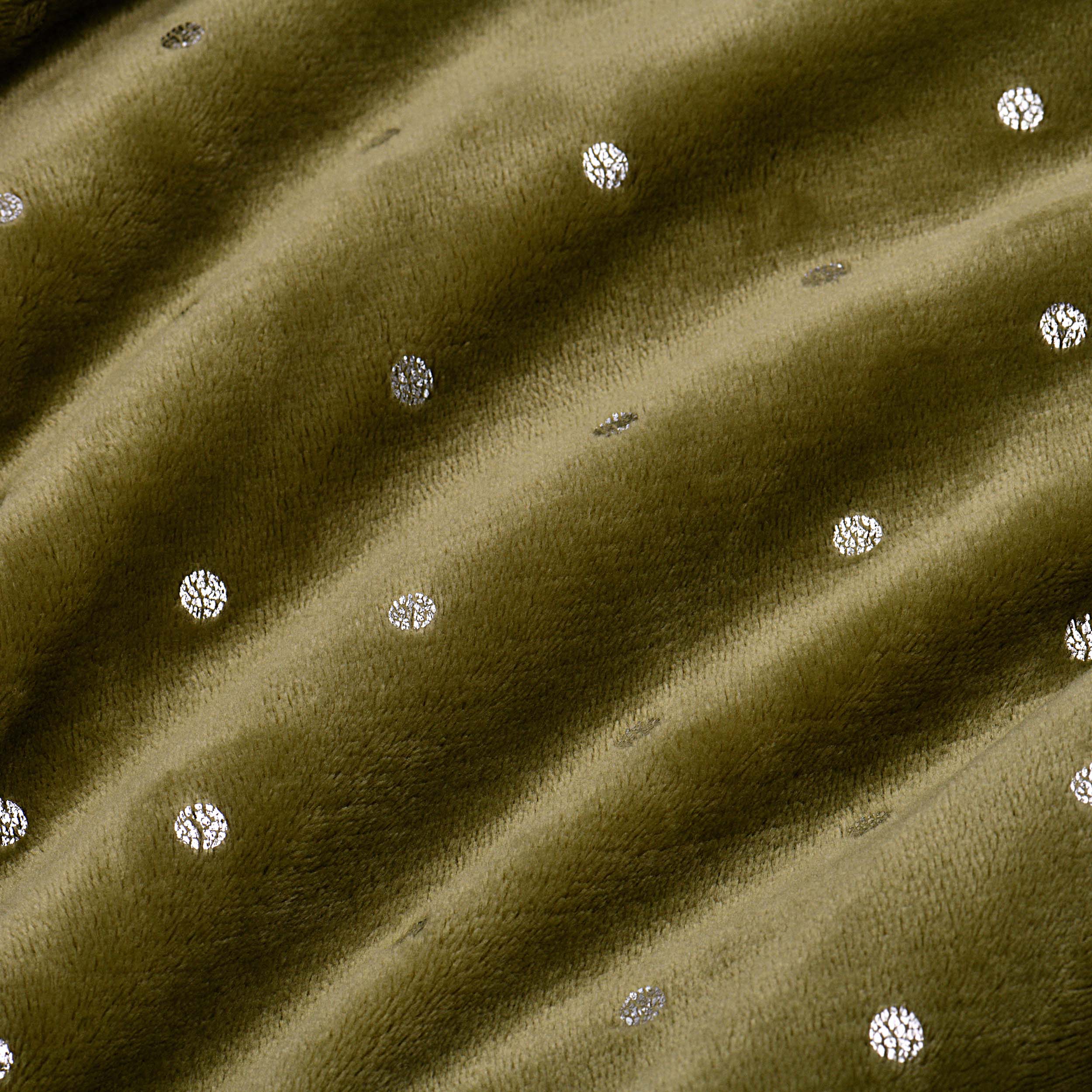 Soft Fleece Plush Blanket - Medium Weight Fluffy Cozy Throw for Couch, Bed & Home Decor - Perfect for Winter, Gifts & Relaxation