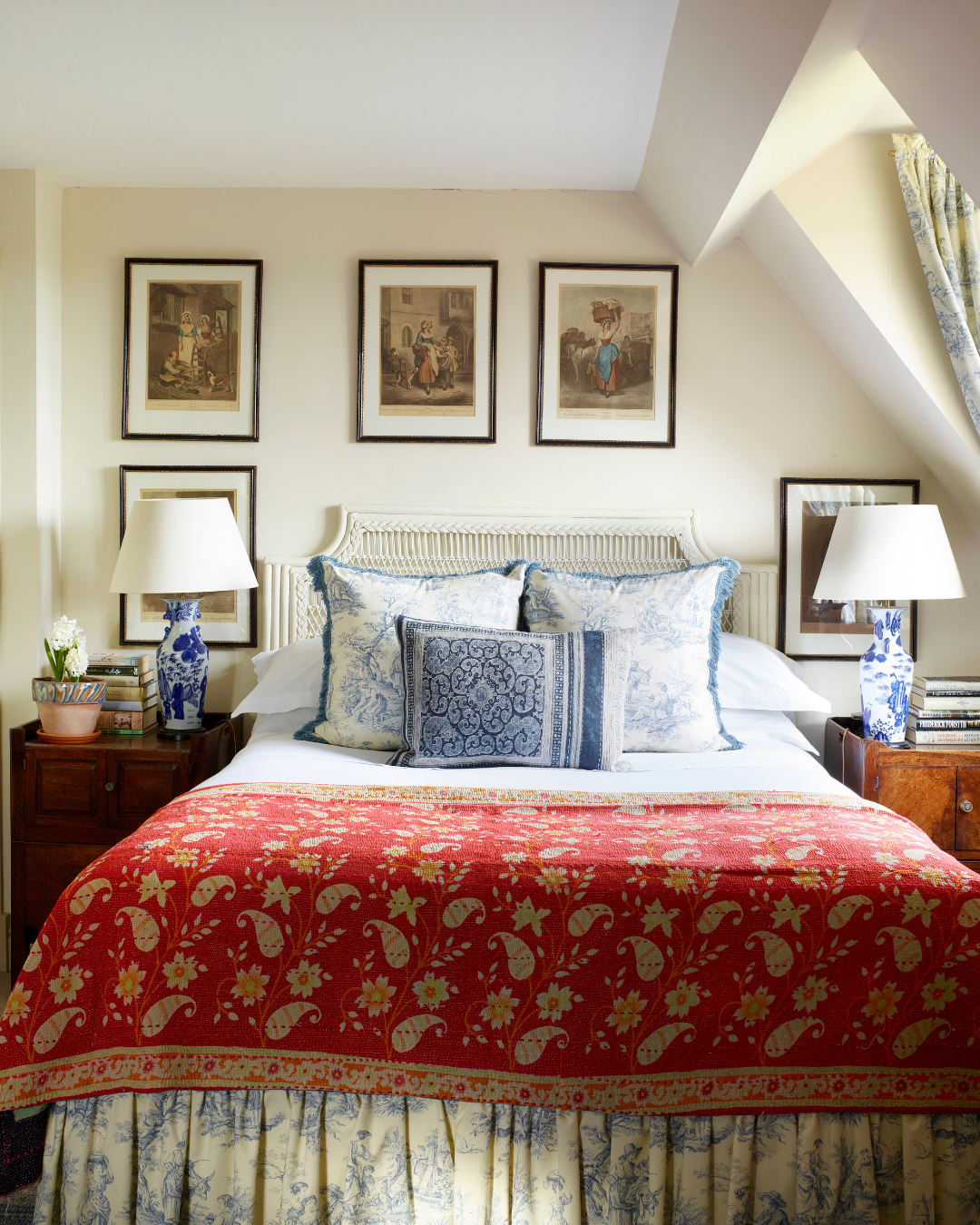 Midweight Kantha Quilt No. 801 - Handmade Cotton Bedspread for Cozy Home Decor | Perfect for Bedroom, Sofa & Boho Style