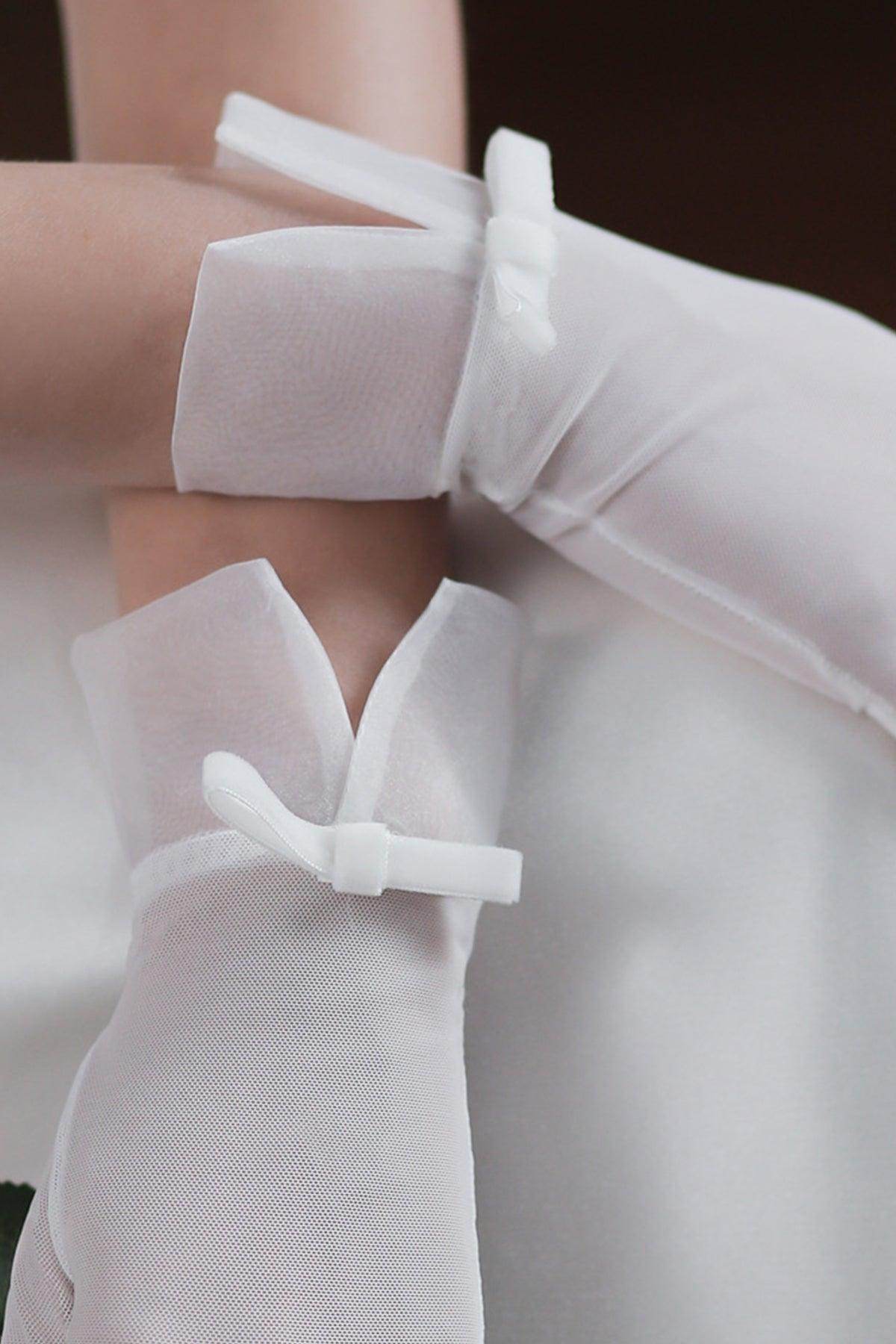 Elegant Fingertips to Wrist Length Tulle Wedding Gloves - CD0101 | Perfect for Bridal Dresses, Formal Events & Vintage Style Photography
