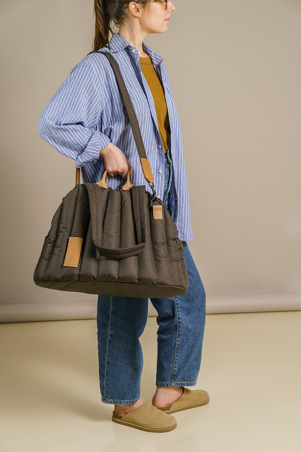 Premium Brown Leather Pony Bag - Stylish & Durable Equestrian Tote for Horse Riding, Travel & Everyday Use