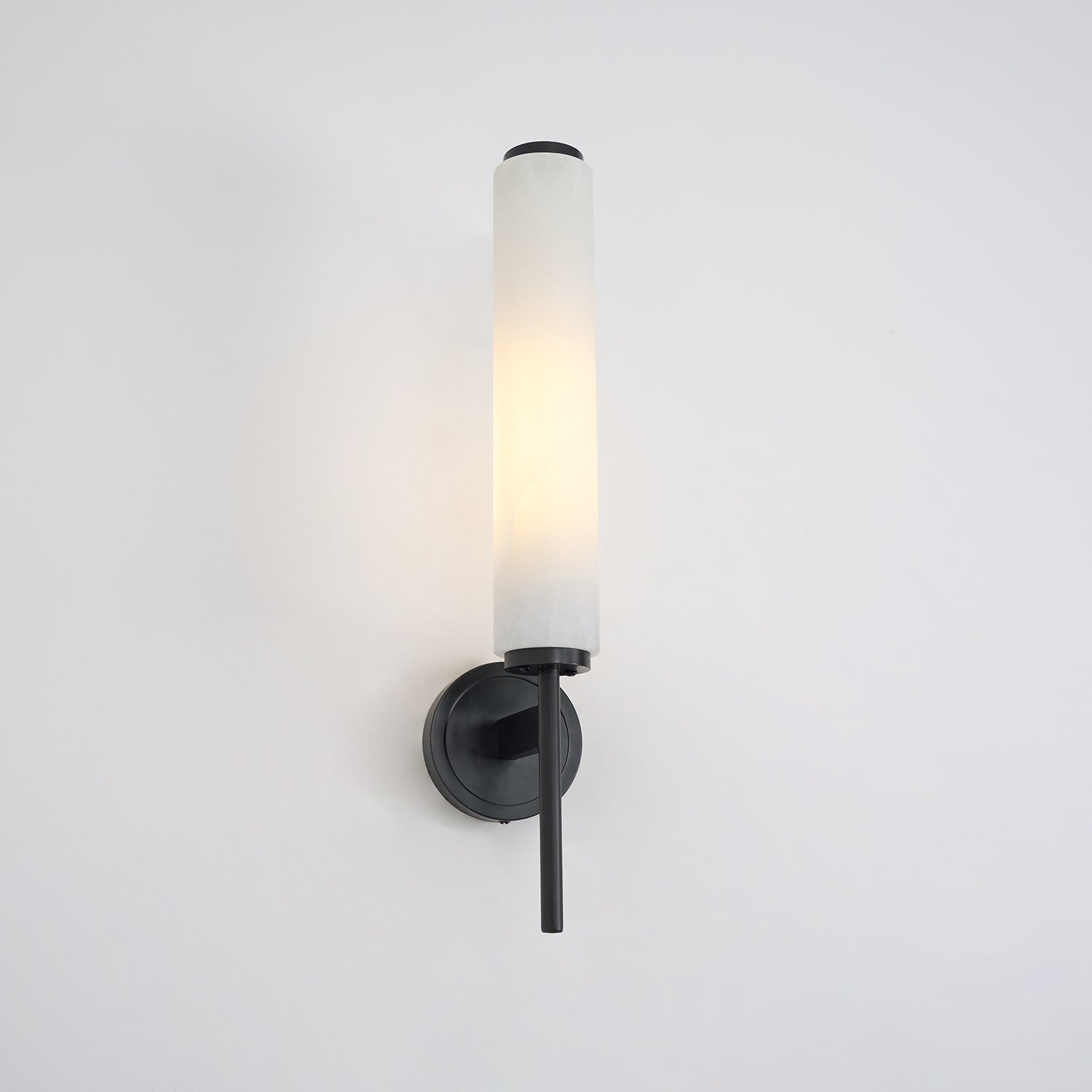 Brindisi Wall Sconce - Modern LED Wall Light Fixture for Living Room, Bedroom & Hallway - Dimmable Indoor Lighting for Home Decor