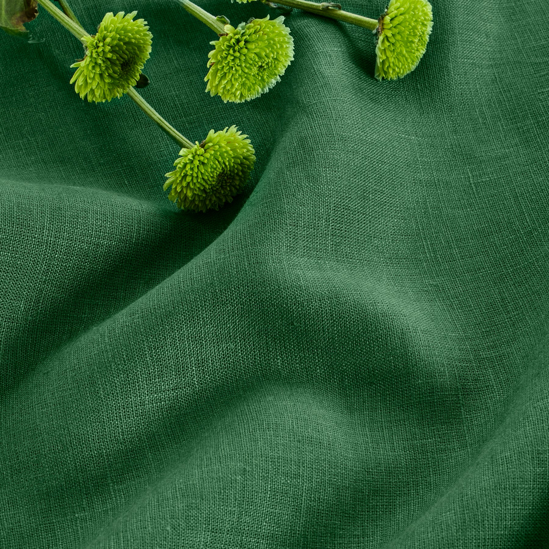 Fete Table Throw - Elegant & Durable Table Cover for Parties, Weddings & Events | Perfect for Indoor & Outdoor Celebrations