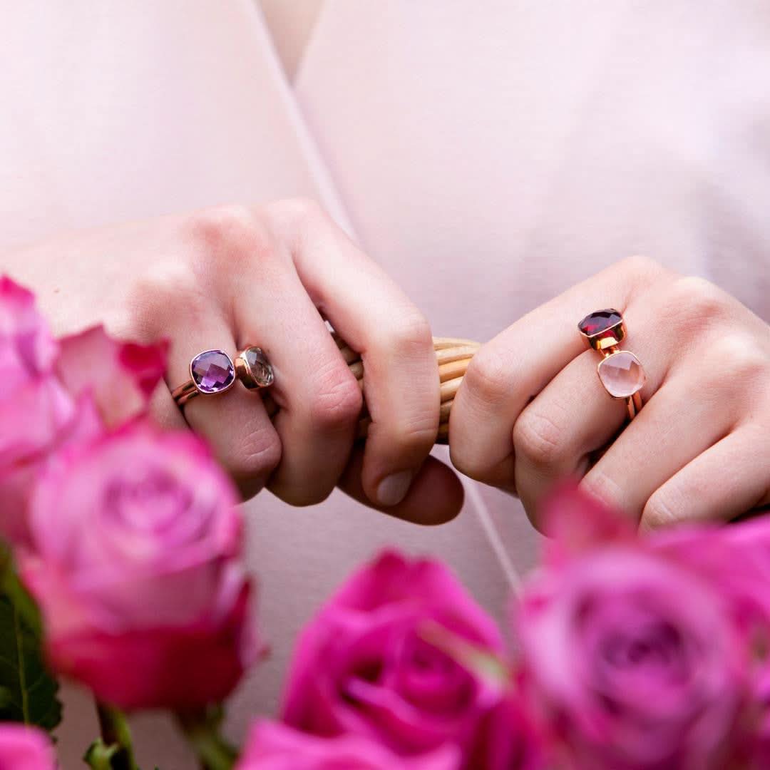 Elegant Garnet Cocktail Ring in Sterling Silver – Perfect for Evening Parties & Special Occasions
