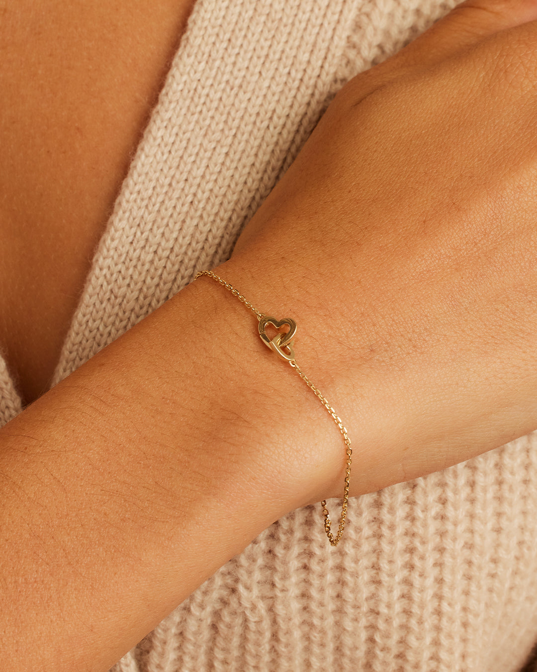 14K Gold Parker Heart Bracelet for Women - Elegant & Dainty Jewelry Gift for Valentine's Day, Anniversary or Birthday - Perfect for Everyday Wear & Special Occasions