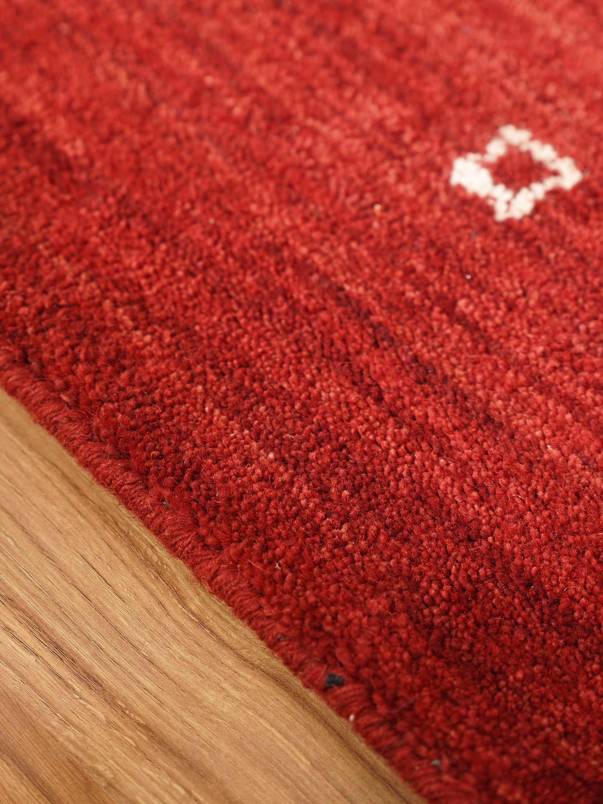 Premium Hand-Knotted Wool Rug – Soft & Durable for Living Room, Bedroom, or Office – Eco-Friendly & Stylish Home Decor