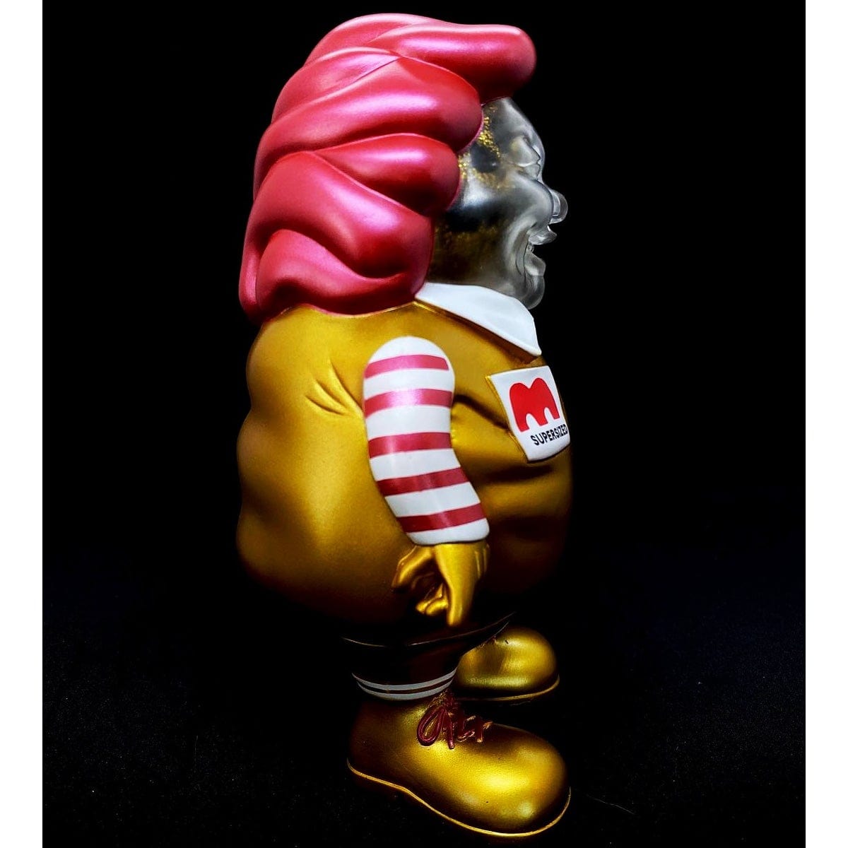 MC Supersized Gold Glitter Skull Collectible Figure - Toy Tokyo x Secret Base Collaboration with W Logo - Perfect for Anime Fans, Home Decor & Pop Culture Displays