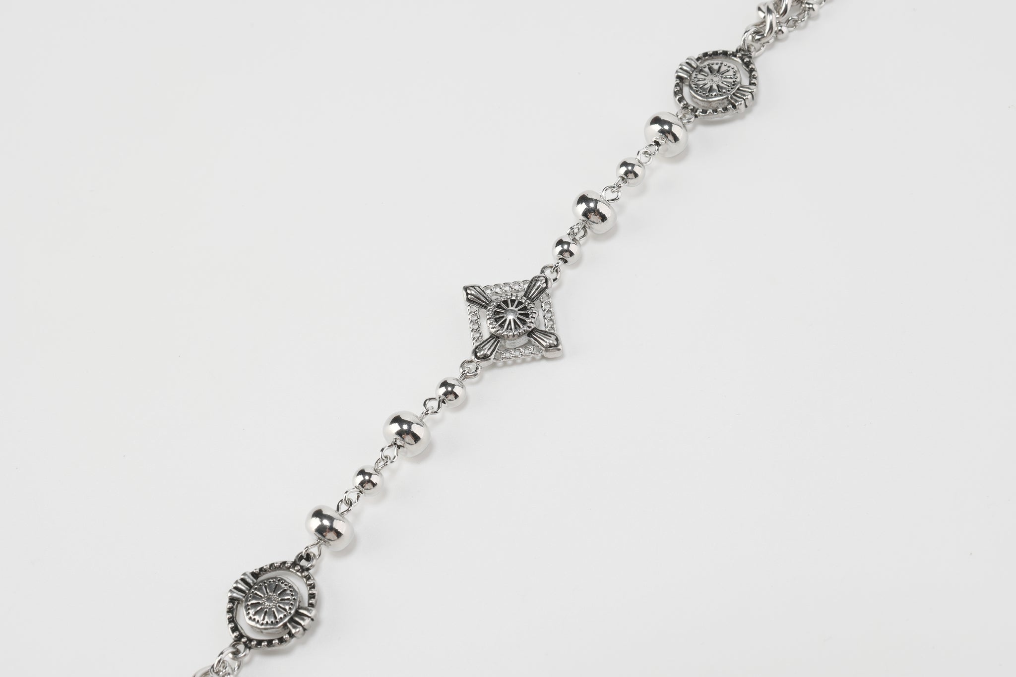 Future Darkness Necklace - Gothic Pendant for Women & Men - Perfect for Halloween, Cosplay, and Dark Fashion Accessories