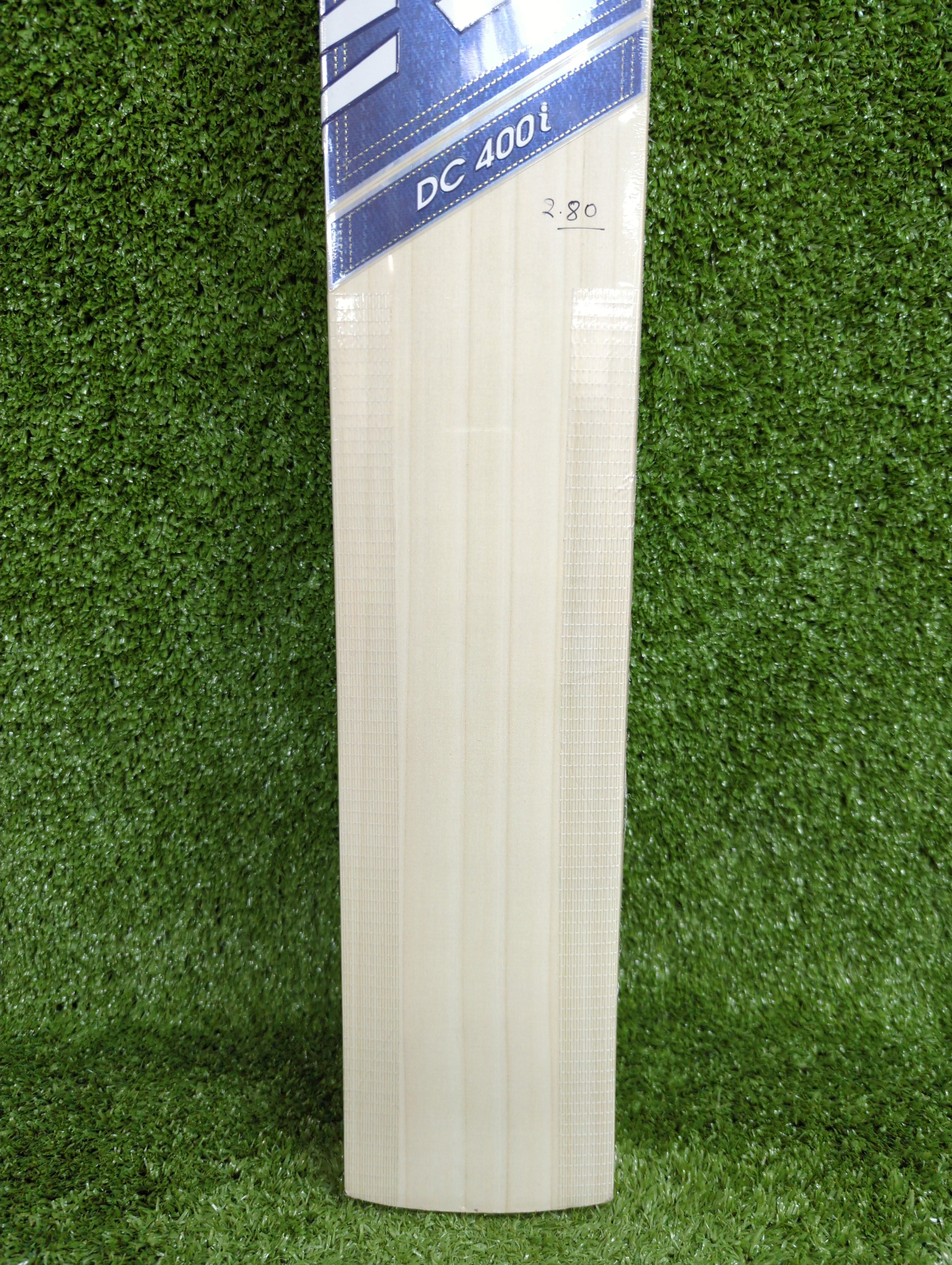 NB DC 400I English Willow Cricket Bat - Premium Grade for Professional Players - Perfect for Matches, Training & Outdoor Sports