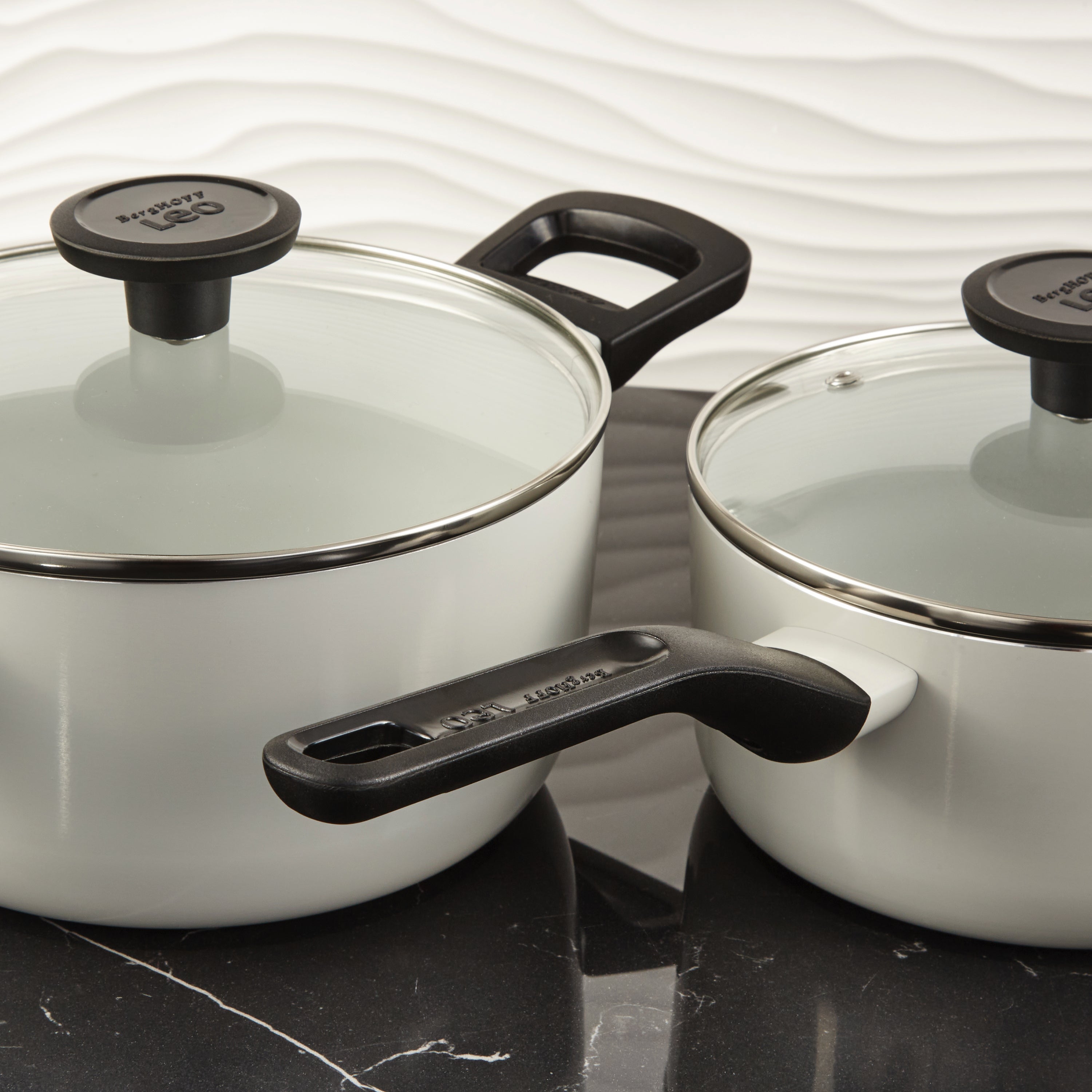 BergHOFF Leo Glints 8-Piece Ceramic Nonstick Cookware Set - Scratch-Resistant & PFOA-Free Pots and Pans for Healthy Cooking - Perfect for Frying, Sauteing & Serving Family Meals