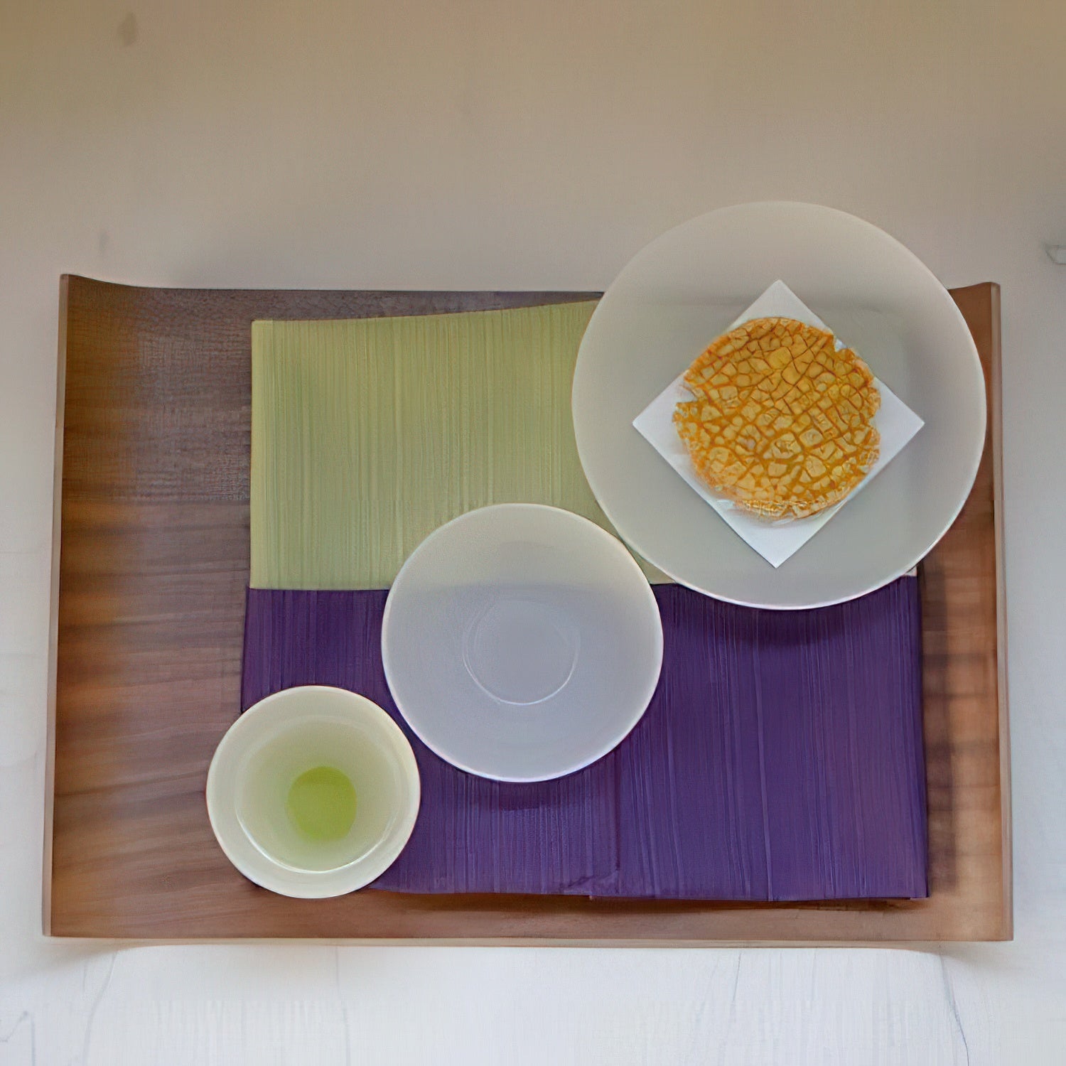 Premium Hirota Glass Fubuki Mini Plate - Handcrafted Soda Lime Glass Appetizer Dish - Perfect for Sushi, Desserts & Small Bites Serving