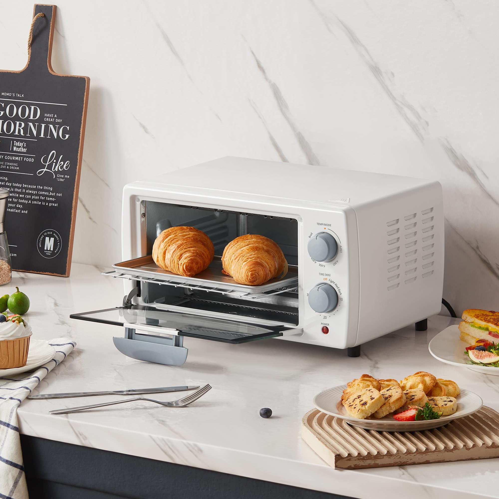 COMFEE' 4-Slice Countertop Toaster Oven with Bake & Broil - Compact 950W Mini Oven for 9