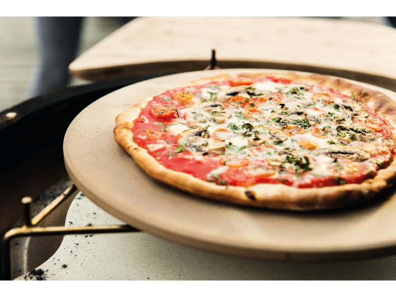 BergHOFF Studio 9 Inch Round Pizza Stone for Oven Baking | Perfect for Homemade Pizza, Bread & Pastries | Durable Baking Stone for Even Heat Distribution
