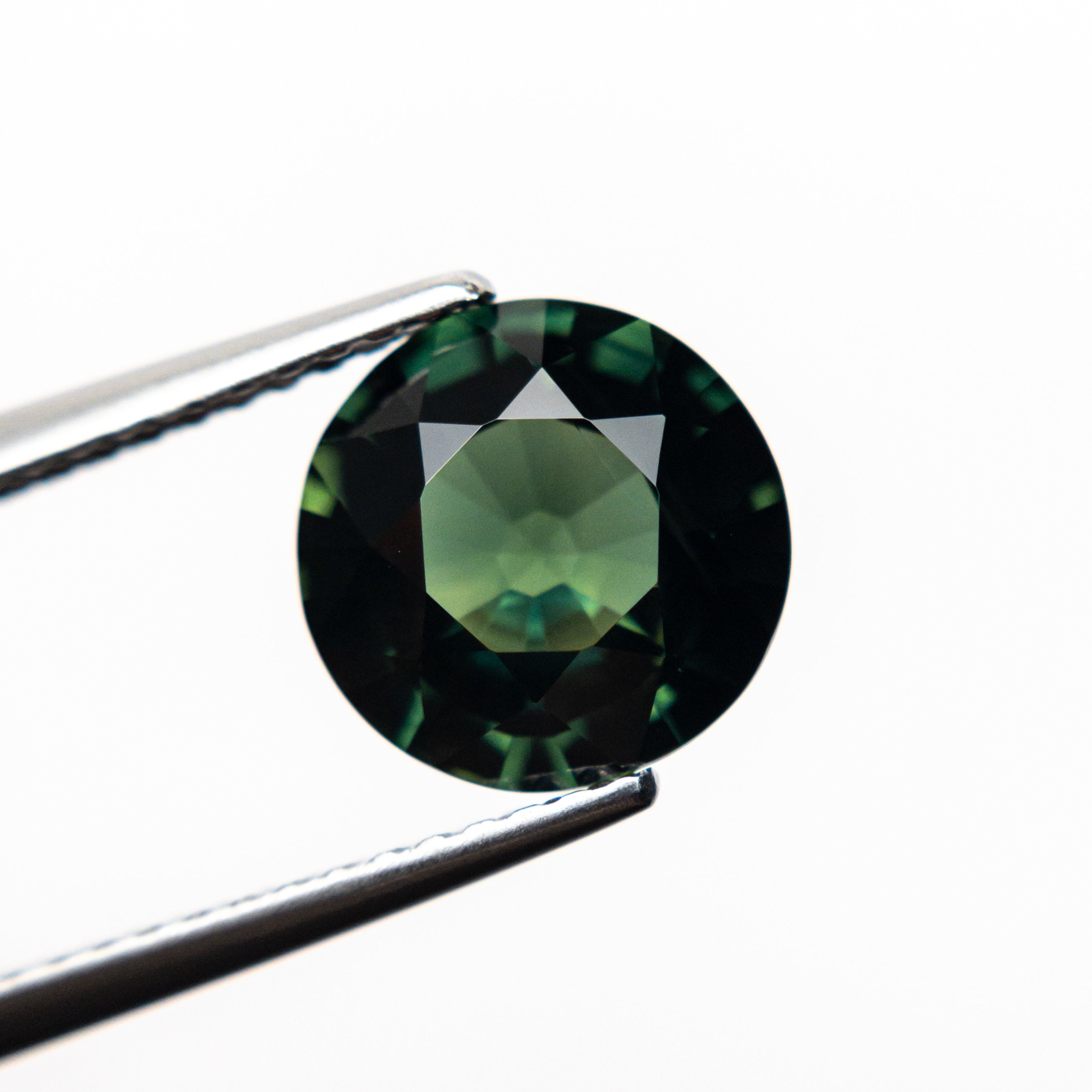 2.53ct Round Brilliant Blue Sapphire Gemstone - 8.54x8.44x4.58mm Natural Loose Stone for Engagement Rings & Jewelry Making (Item#20960) - Perfect for Wedding Bands, Anniversary Gifts & Custom Jewelry Designs