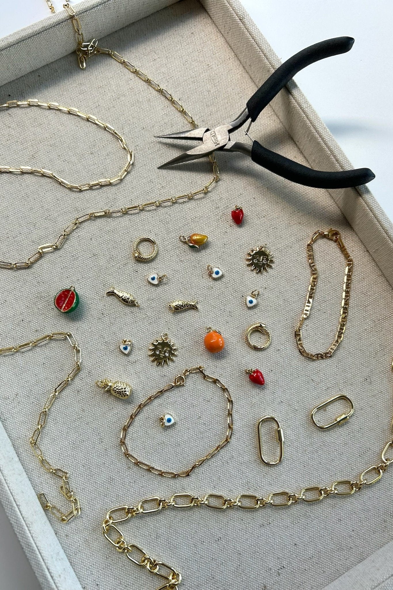 Nava Charm Bar Appointment - Custom Jewelry Design & Personal Styling Consultation for Special Occasions