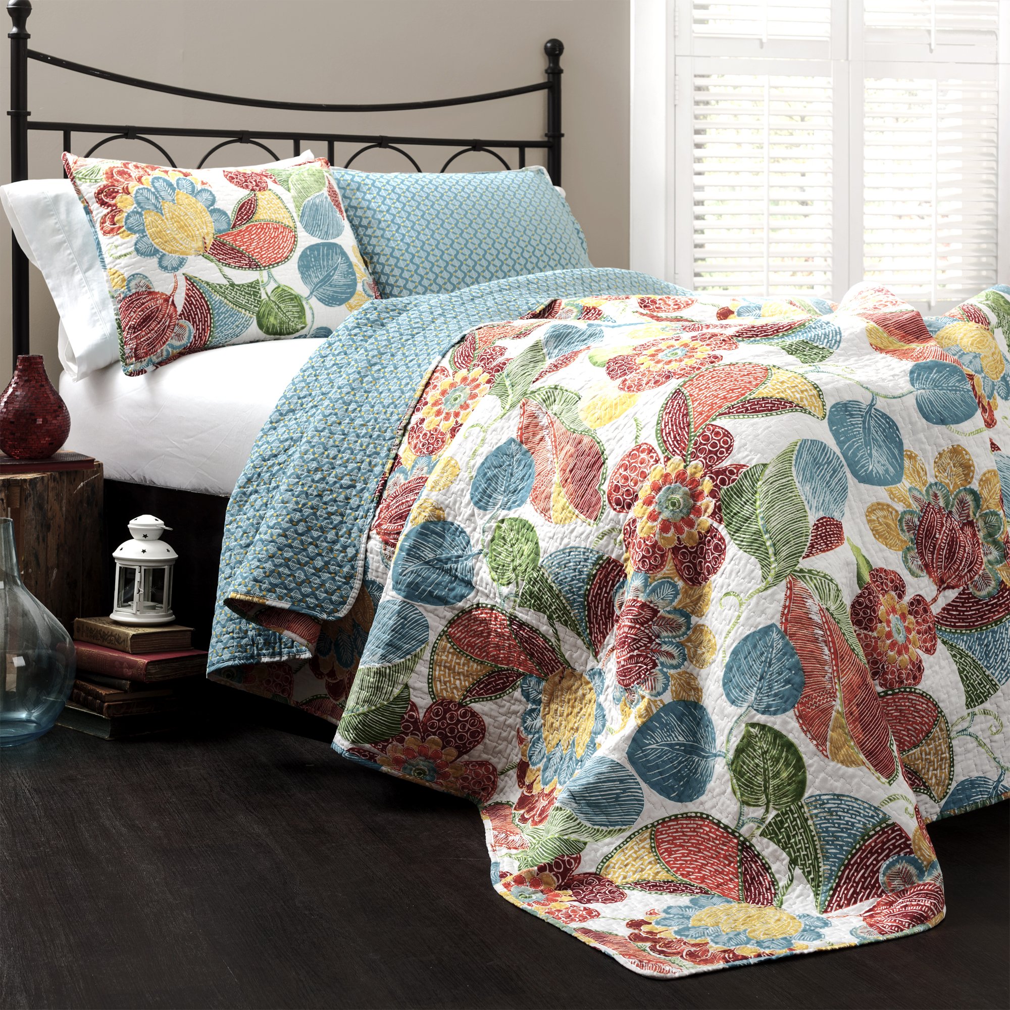 Lush Decor Layla Quilt Floral Leaf Print 3-Piece Reversible Bedding Set - Full/Queen Size Orange & Blue - Soft & Breathable Comforter for Cozy Bedroom Decor