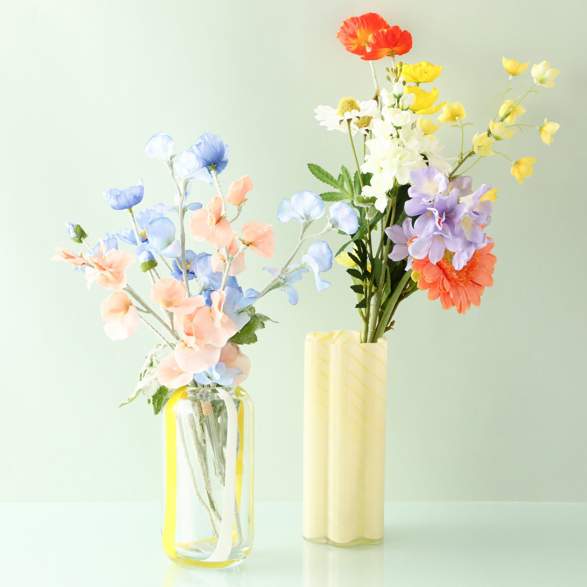 Light Yellow Floral Stripe Vase - Elegant Home Decor for Living Room, Dining Table & Wedding Centerpieces
