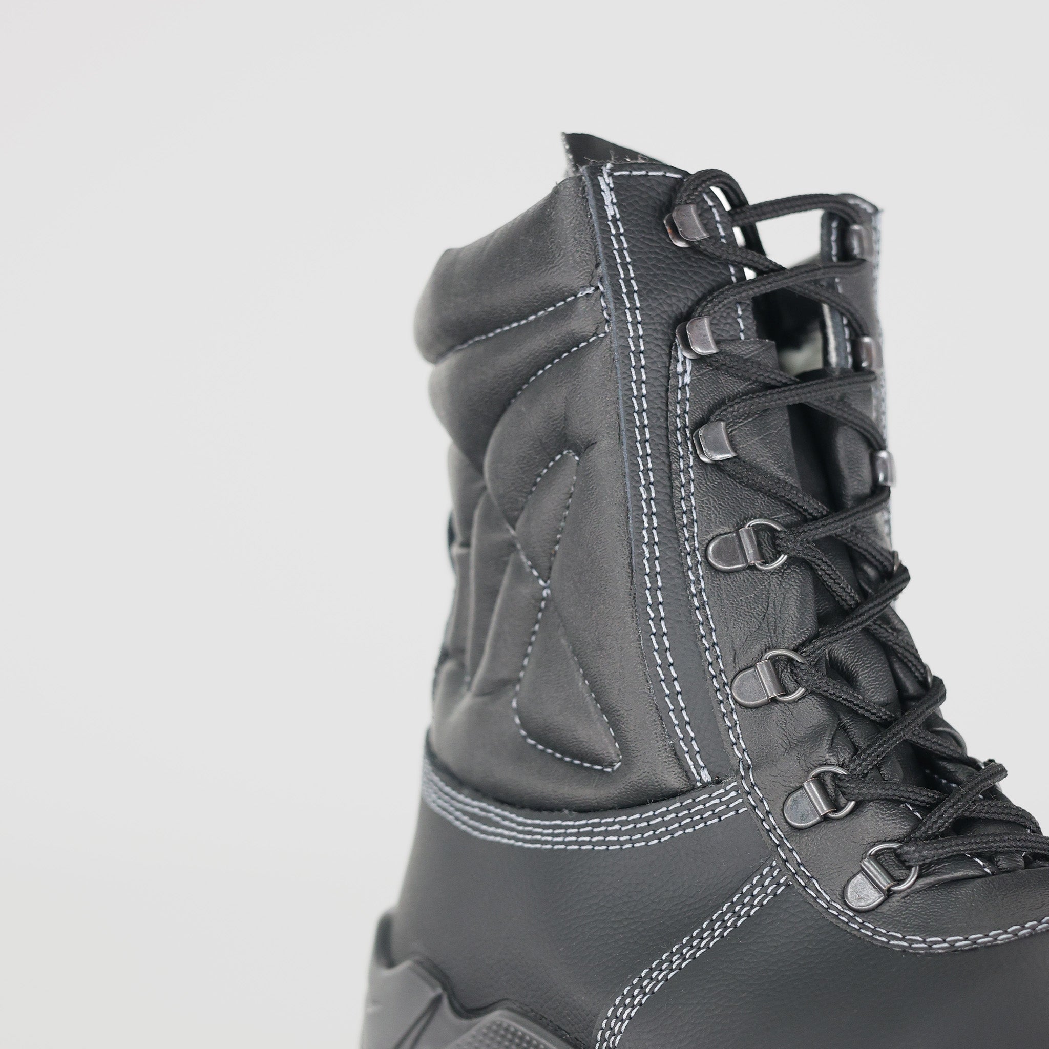Alaska Safety Boots - Waterproof Steel Toe Work Boots for Men & Women - Slip Resistant, Insulated, Comfortable for Construction, Hiking & Outdoor Work