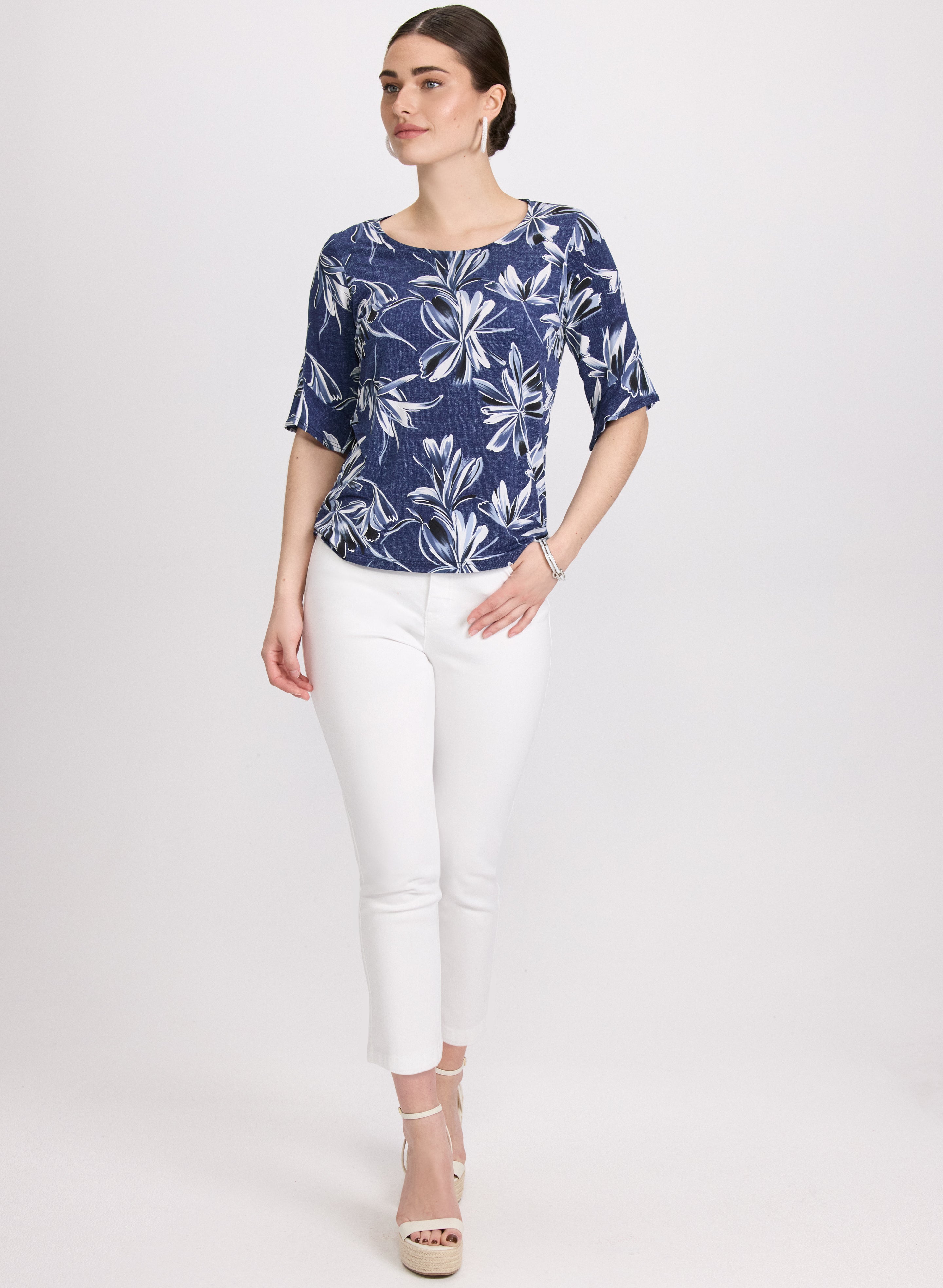 Floral Print Women's Blouse - Stylish Floral Tops for Casual Wear & Spring Outfits