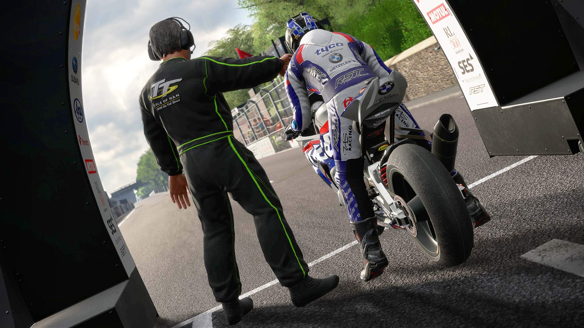 TT Isle of Man: Ride on the Edge - Nintendo Switch Racing Game | Official Licensed Motorcycle Simulation | Perfect for Home Entertainment & Competitive Gaming