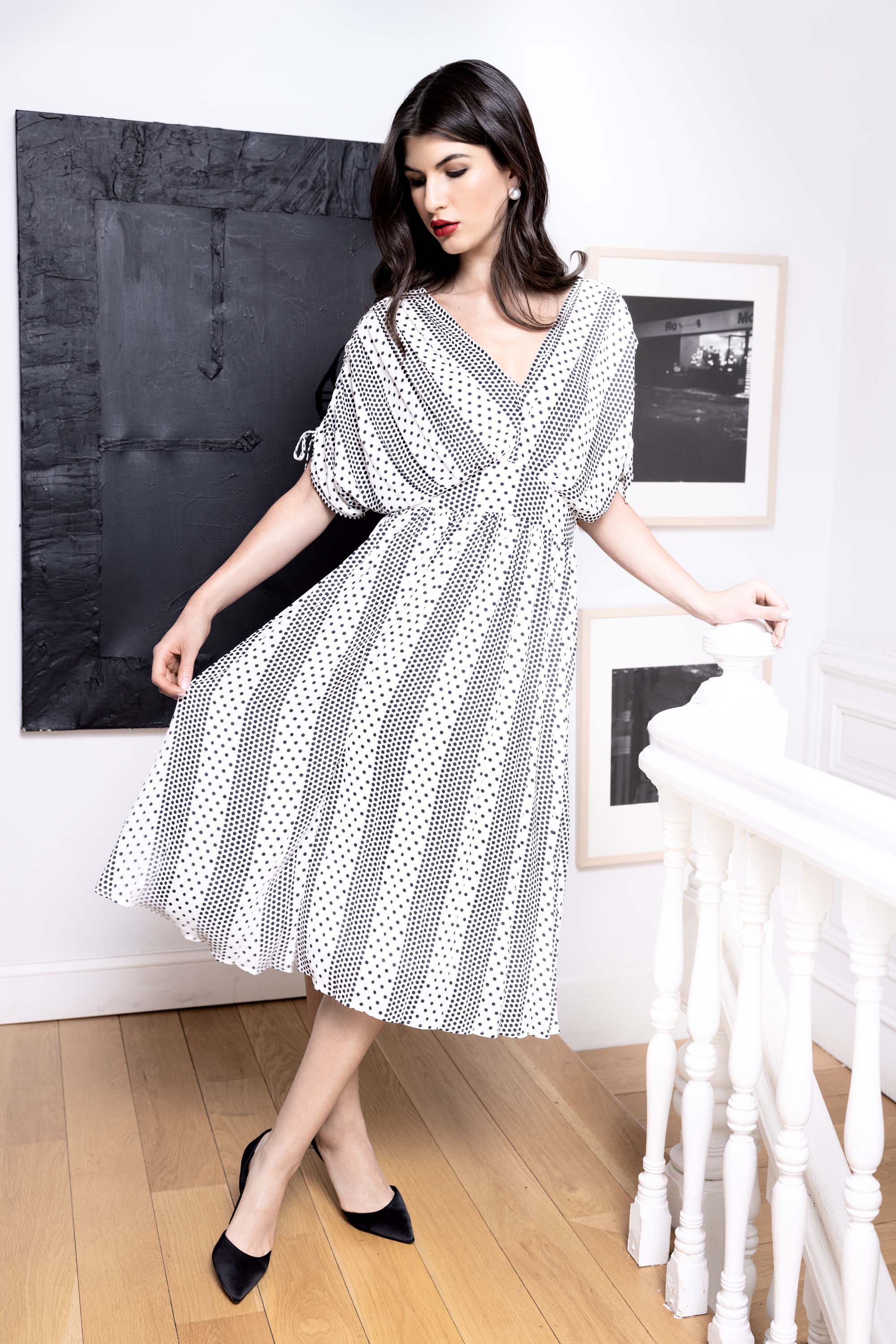 Tahari Women's Dropped Shoulder Dot Print Dress - Elegant Floral Pattern for Office, Party & Special Occasions