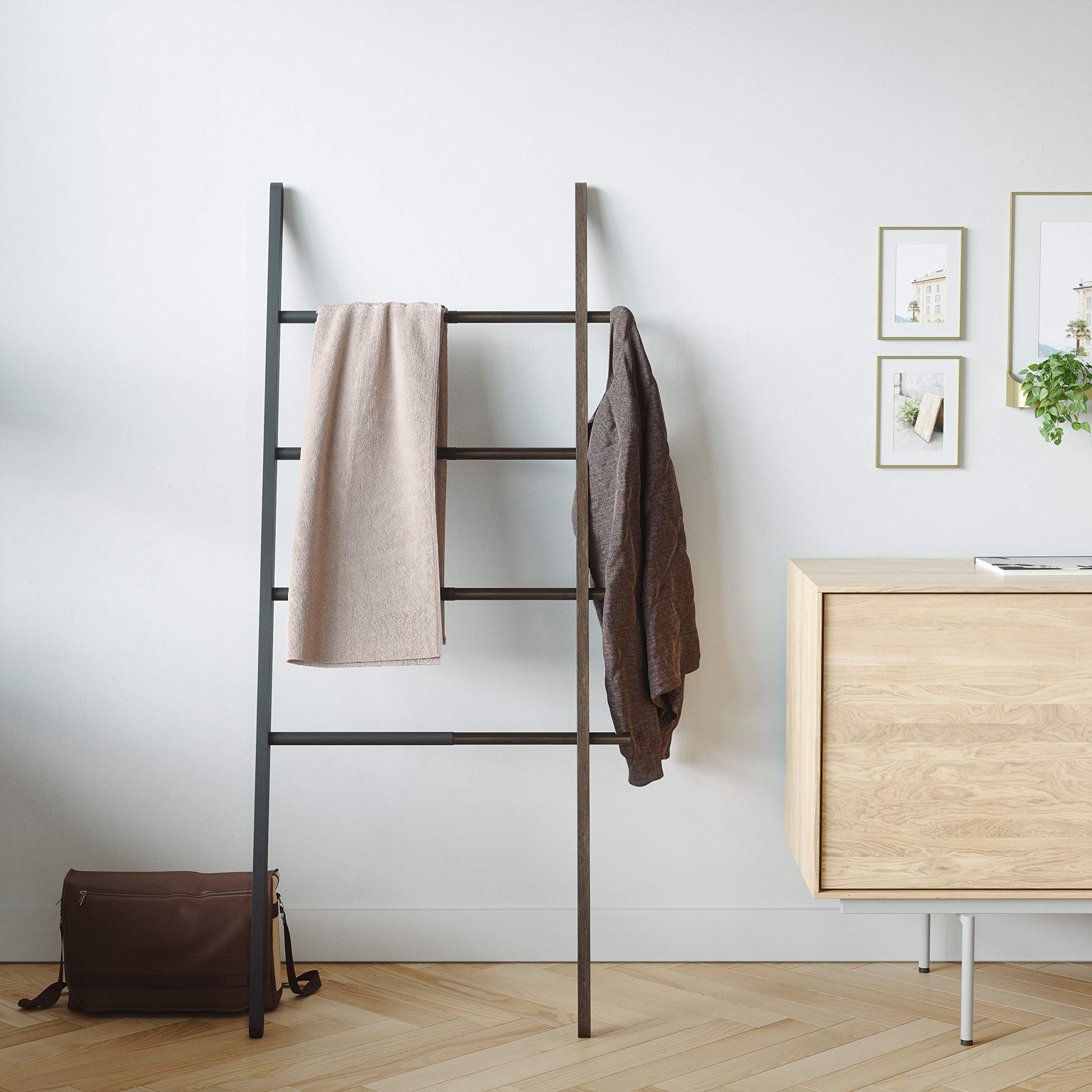 Umbra Hub Ladder - Expandable Freestanding Clothing Rack, Bathroom Towel Holder & Clothes Organizer in Black/Walnut - Perfect for Bedroom, Laundry Room & Small Space Organization