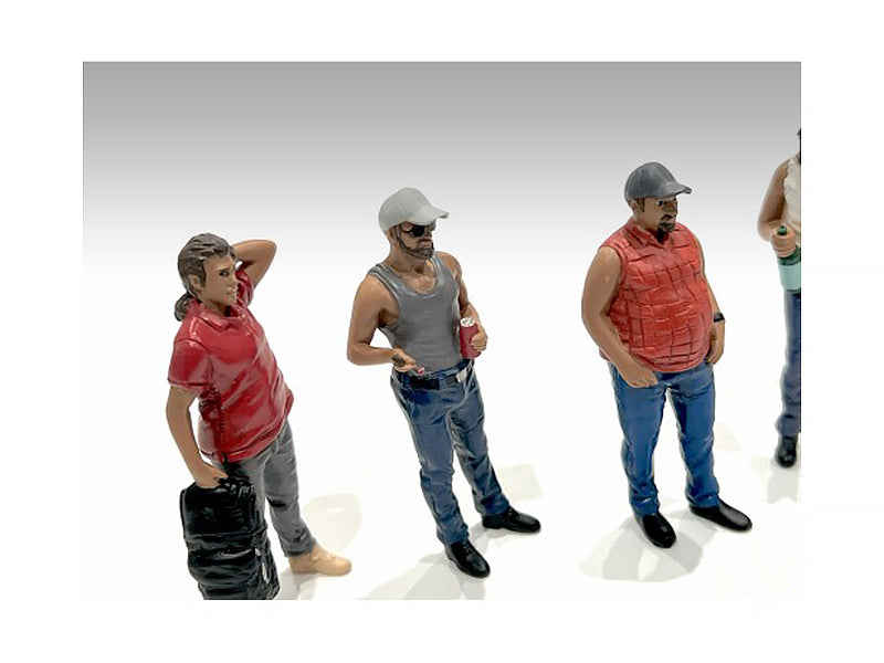 1/24 Scale Model Campers Series 5-Piece Figure Set - Realistic Miniature Figures for Diorama Displays - Perfect for Model Train Scenes, Toy Car Displays & Collectors
