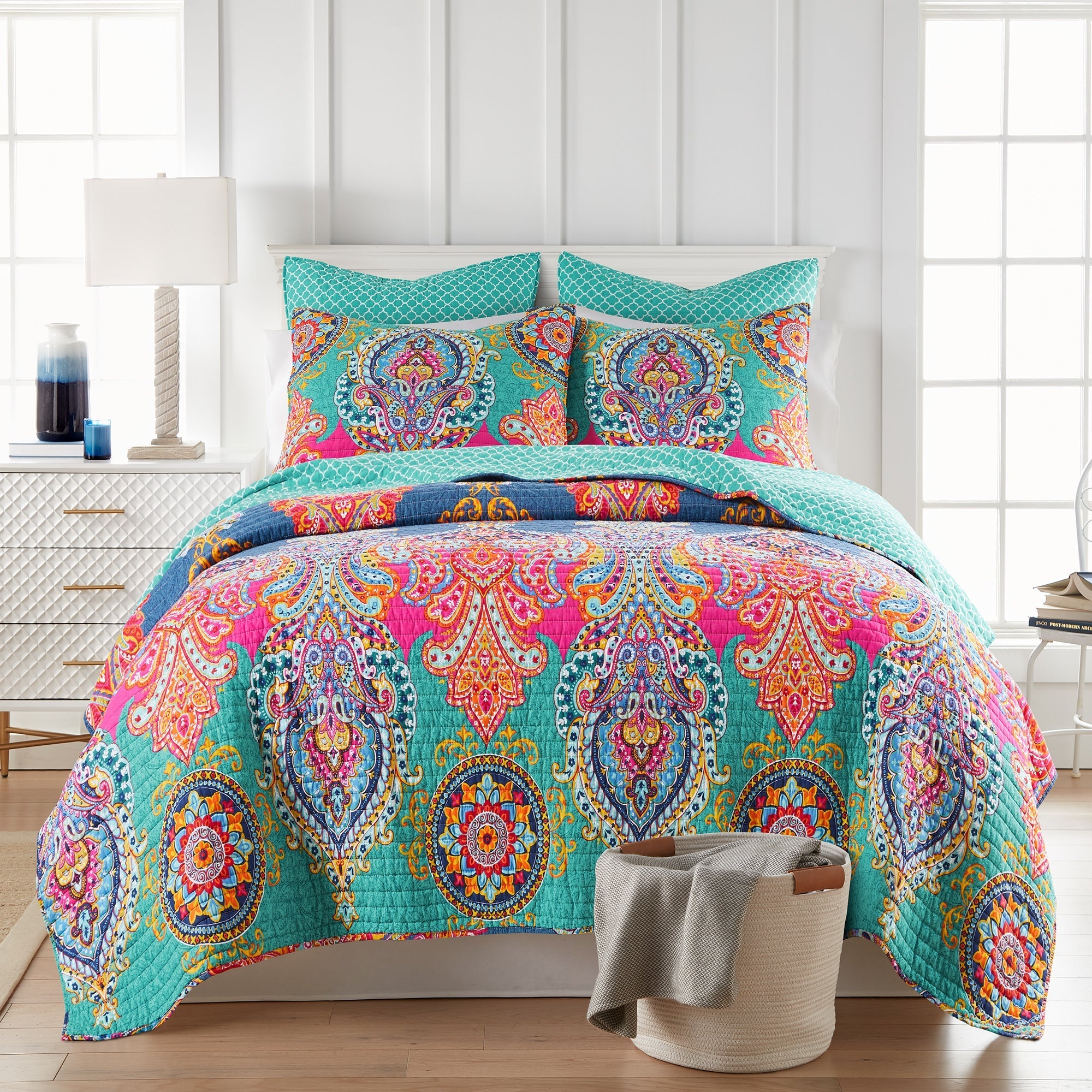 Premium Fantasia Quilt Set - Soft & Breathable Bedding Collection - Queen/King Size - Perfect for Master Bedroom, Guest Room & Cozy Home Decor