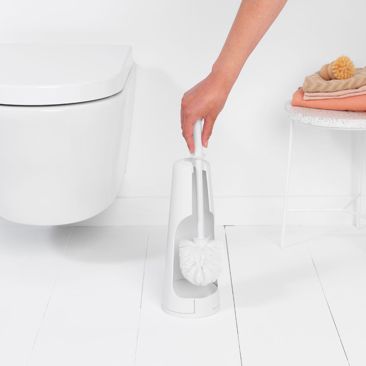 Brabantia Toilet Brush and Holder Set - Stainless Steel Bathroom Cleaning Tool with Hygienic Stand - Perfect for Modern Homes, Apartments, and Guest Bathrooms