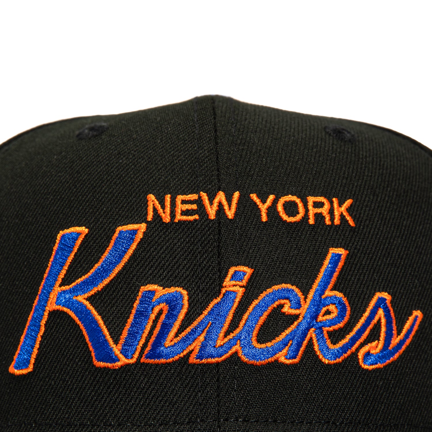 New Era 9Seventy New York Knicks Script Stretch Snapback Hat - Black | Adjustable Baseball Cap for Men & Women | Perfect for Basketball Games, Streetwear Fashion & Casual Outfits
