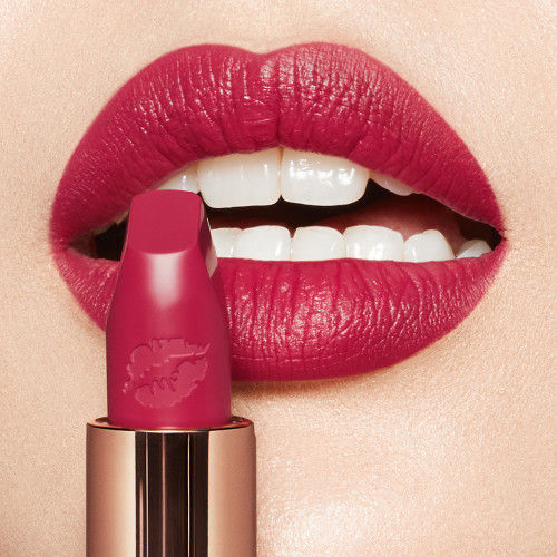 Charlotte Tilbury Hot Lips 2 Matte Lipstick - Long Lasting, Hydrating Lip Color with Vitamin E | Perfect for Date Night, Parties & Everyday Wear