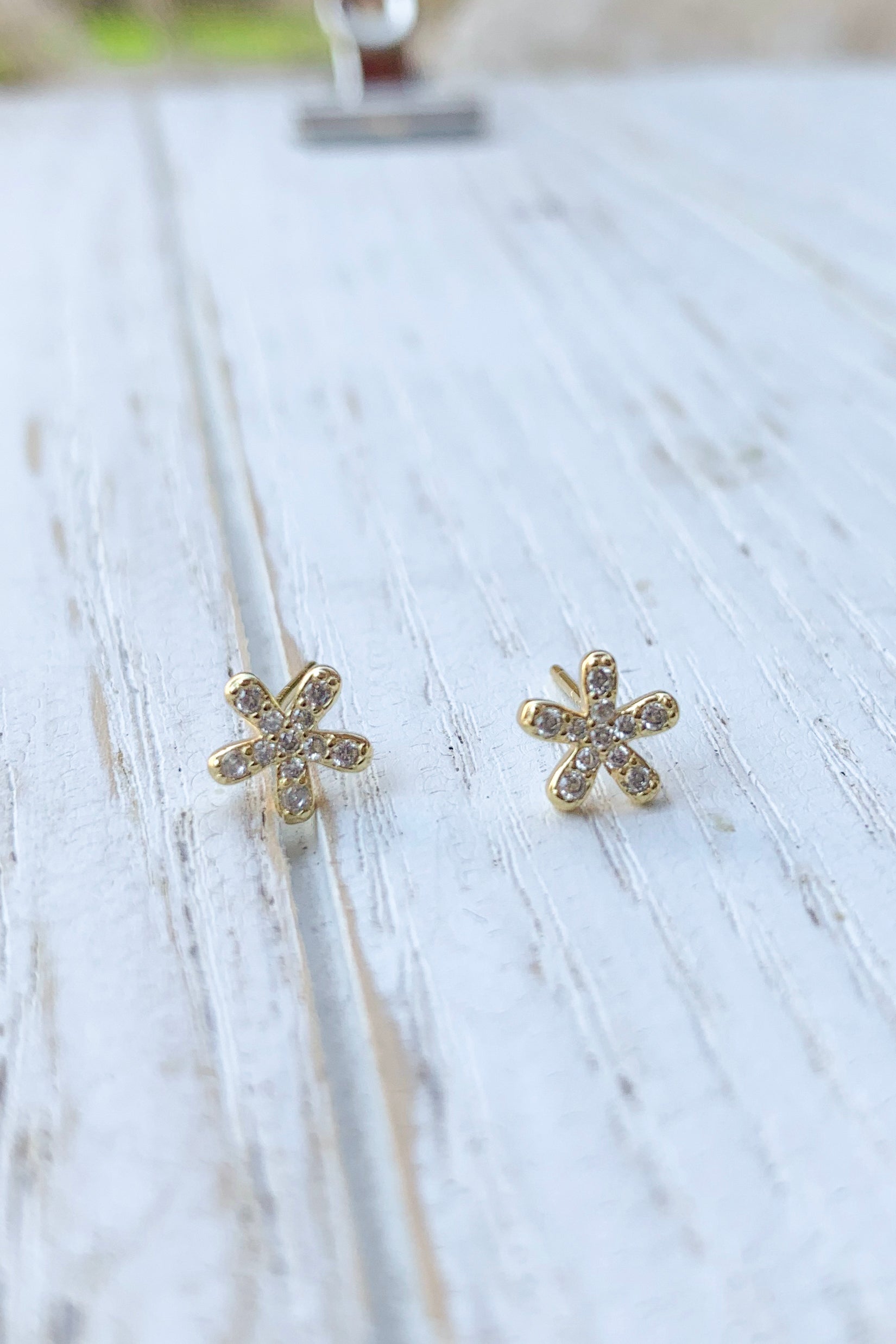 14K Gold Plated Tiny Flower Stud Earrings for Women - Elegant Bridal Party Gifts, Wedding Jewelry, Birthday Present - Perfect for Everyday Wear, Date Night & Special Occasions