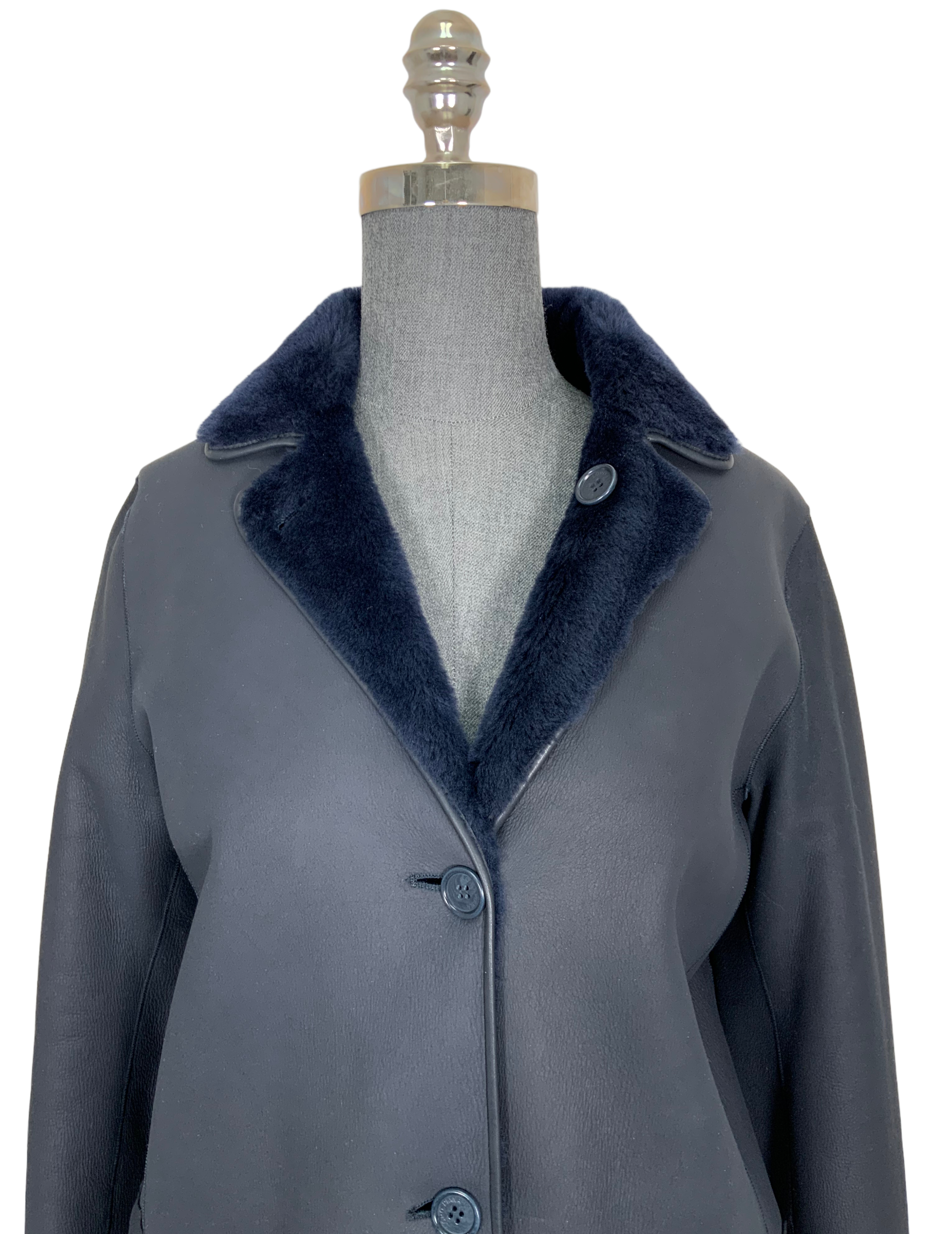 LORO PIANA Reversible Shearling Fur Leather Coat for Women | Size M | Winter Outerwear for Luxury Fashion & Cold Weather