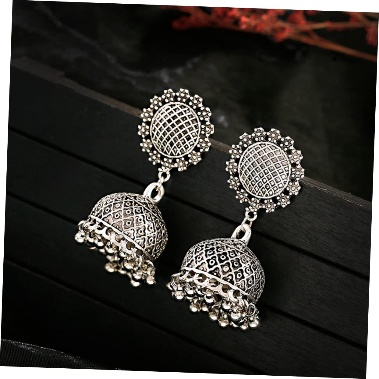 2 Pairs Fashion Hoop Earrings for Women - Alloy Circle Pendant Earrings - Trendy Miss Decor Jewelry for Daily Wear, Parties & Gifts