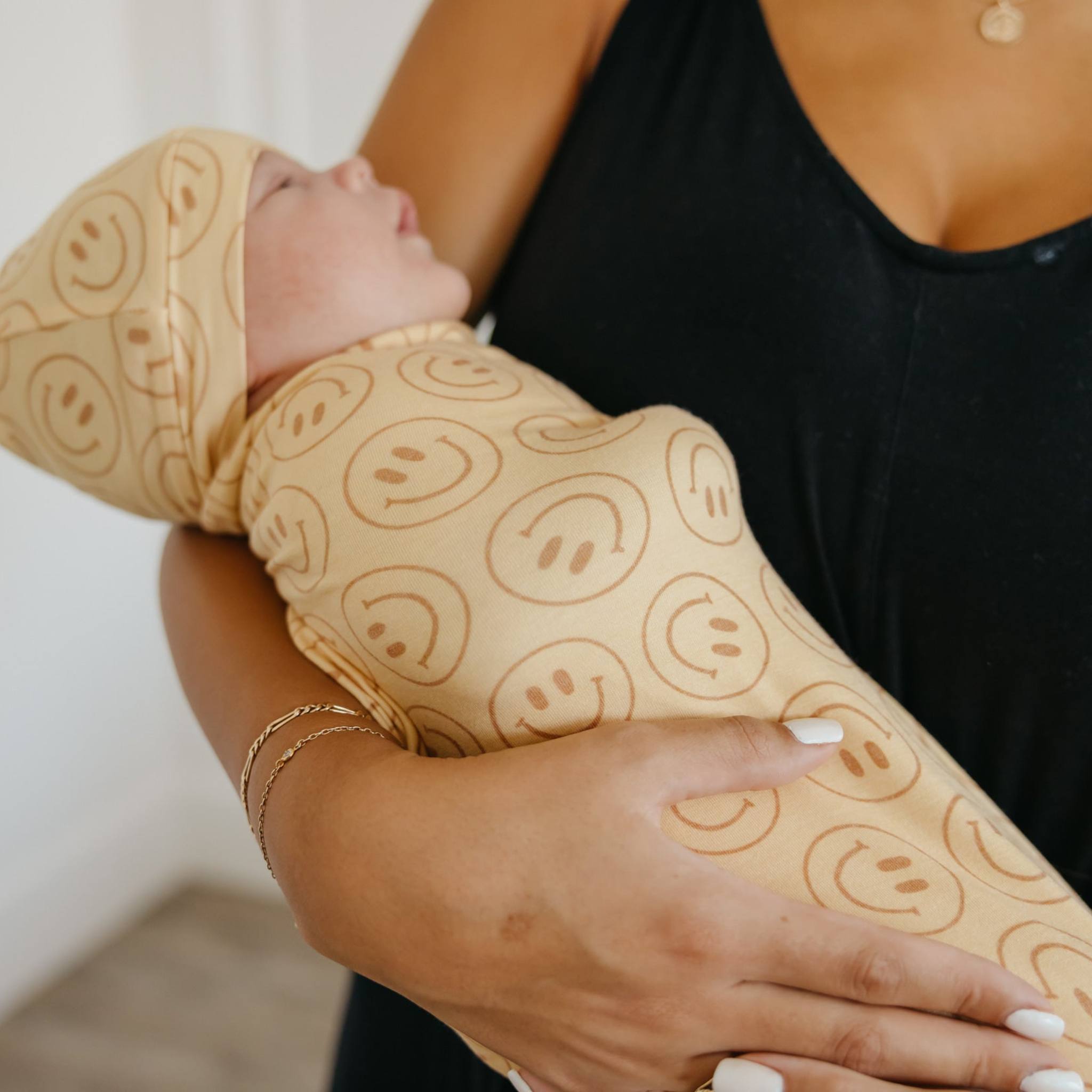Soft & Breathable Knit Swaddle Blanket for Babies - Vance Baby Wrap Blanket for Newborns, Infants & Toddlers - Perfect for Swaddling, Nursing & Stroller Use