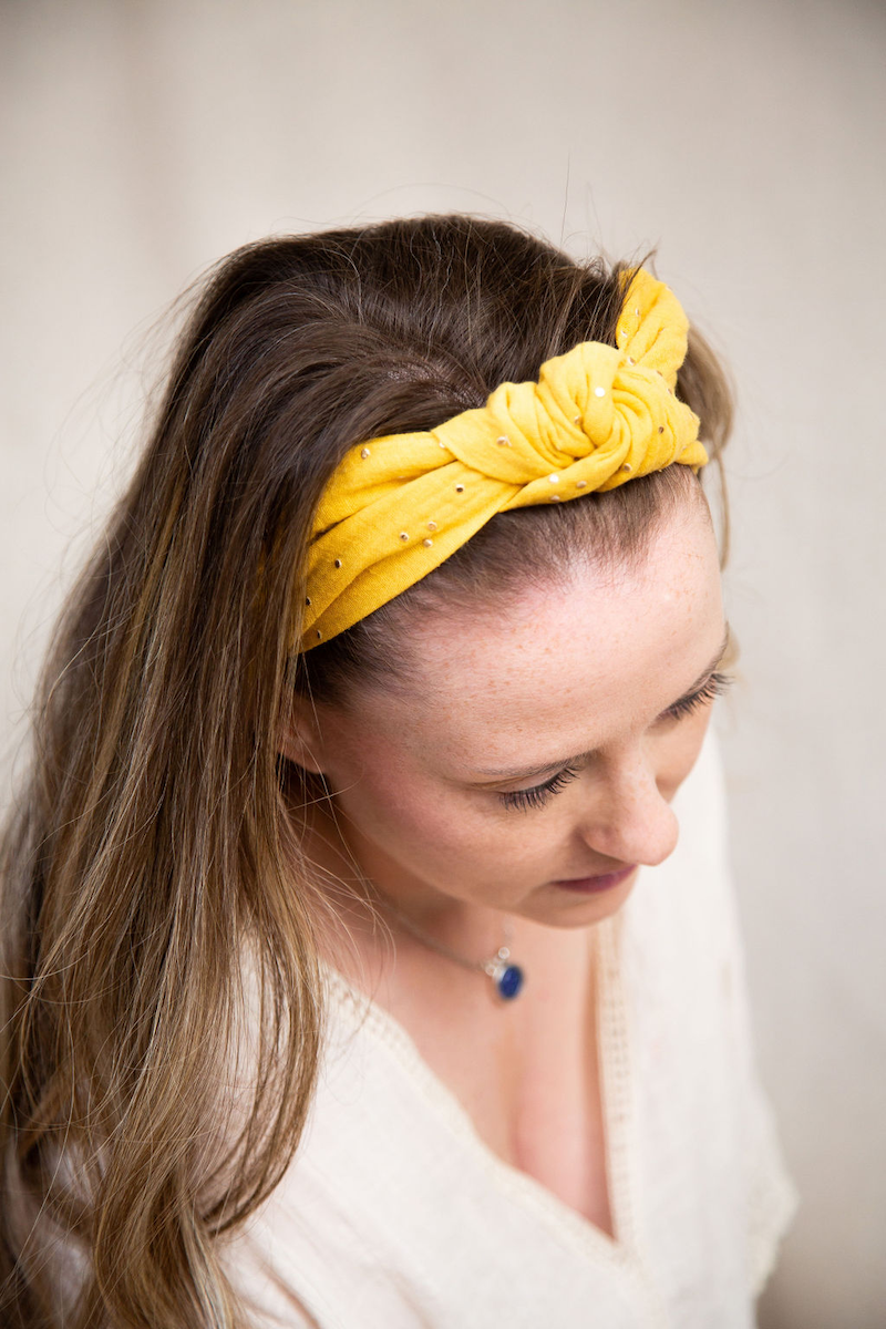 Double Gauze Knot Headband - Soft & Comfortable Mint Green Hair Accessory for Women & Girls - Perfect for Yoga, Running, and Everyday Wear