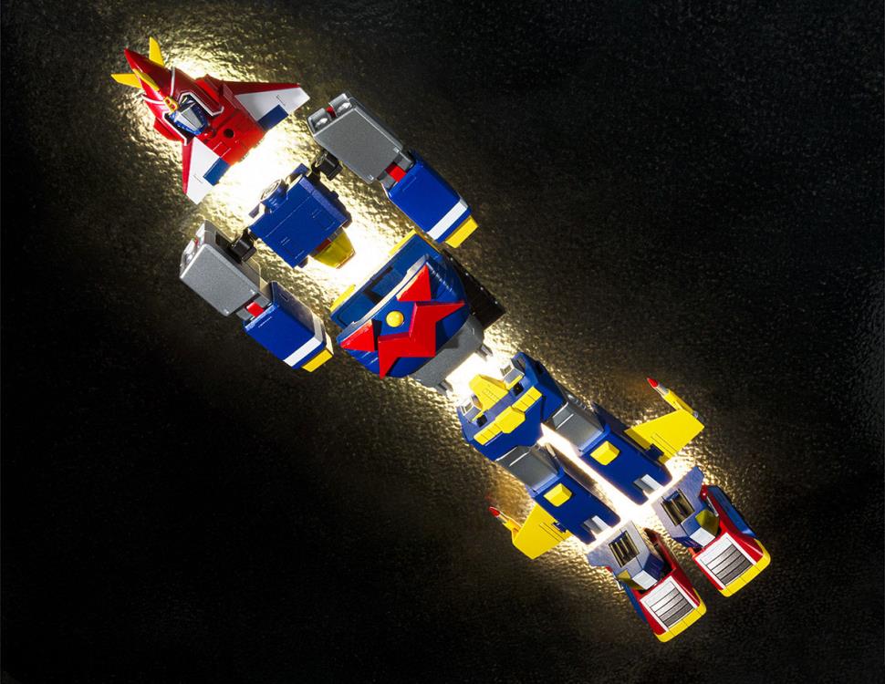 Bandai Shokugan SMP Super Electromagnetic Machine Voltes V Model Kit - Buildable Robot Action Figure for Collectors & Anime Fans - Perfect for Display, Gifts & Cosplay Scenes